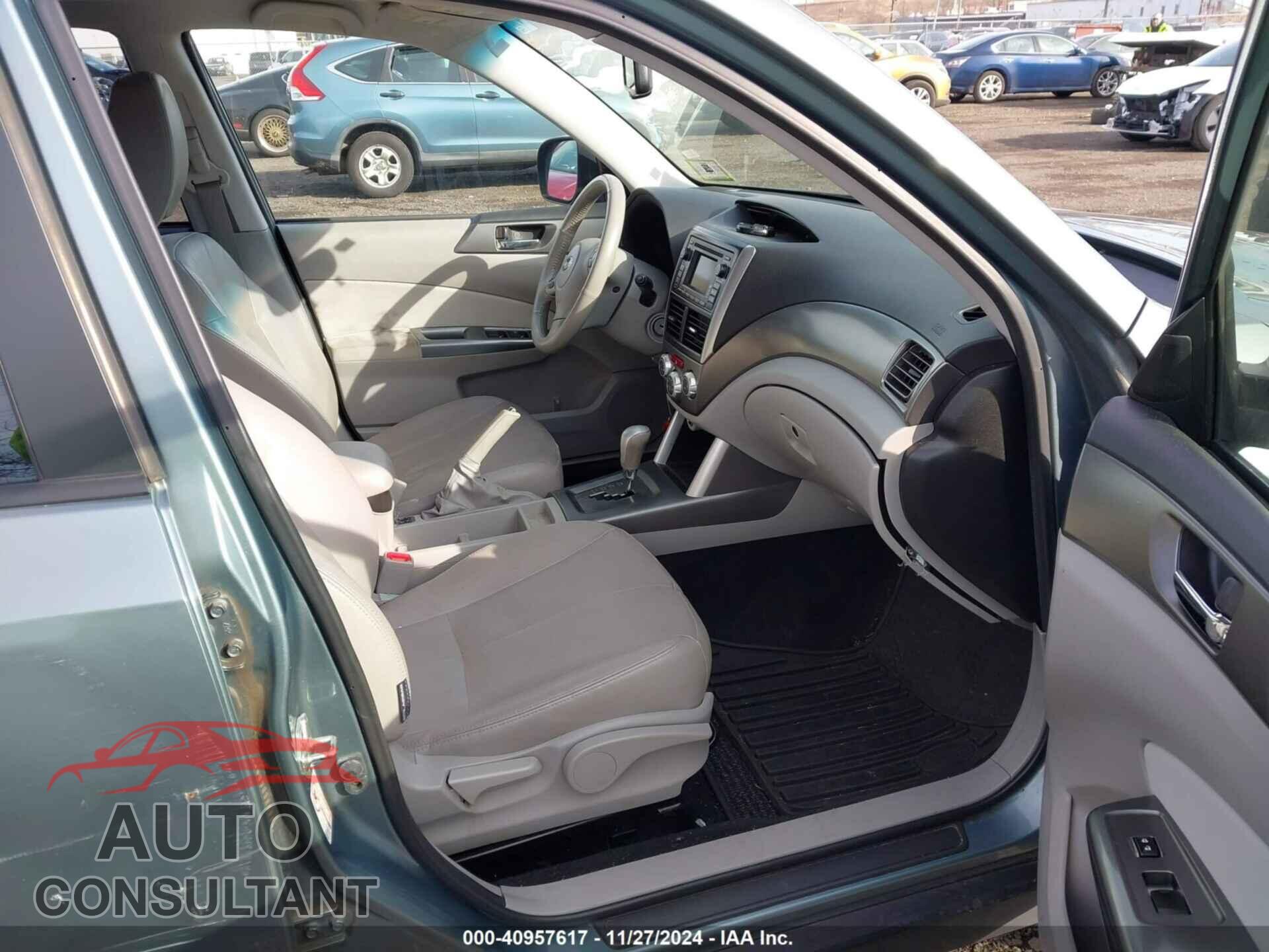 SUBARU FORESTER 2013 - JF2SHAEC8DH405249