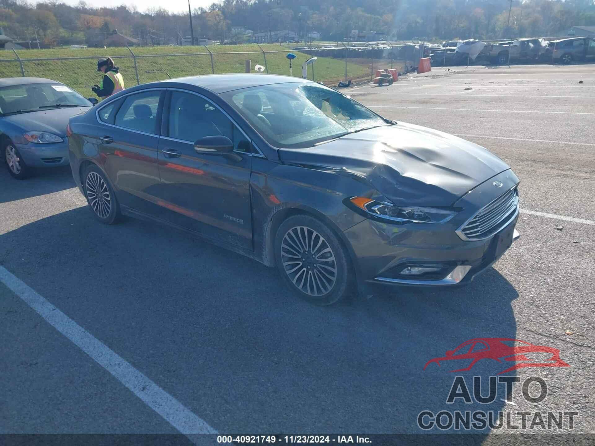 FORD FUSION HYBRID 2018 - 3FA6P0RU9JR120754