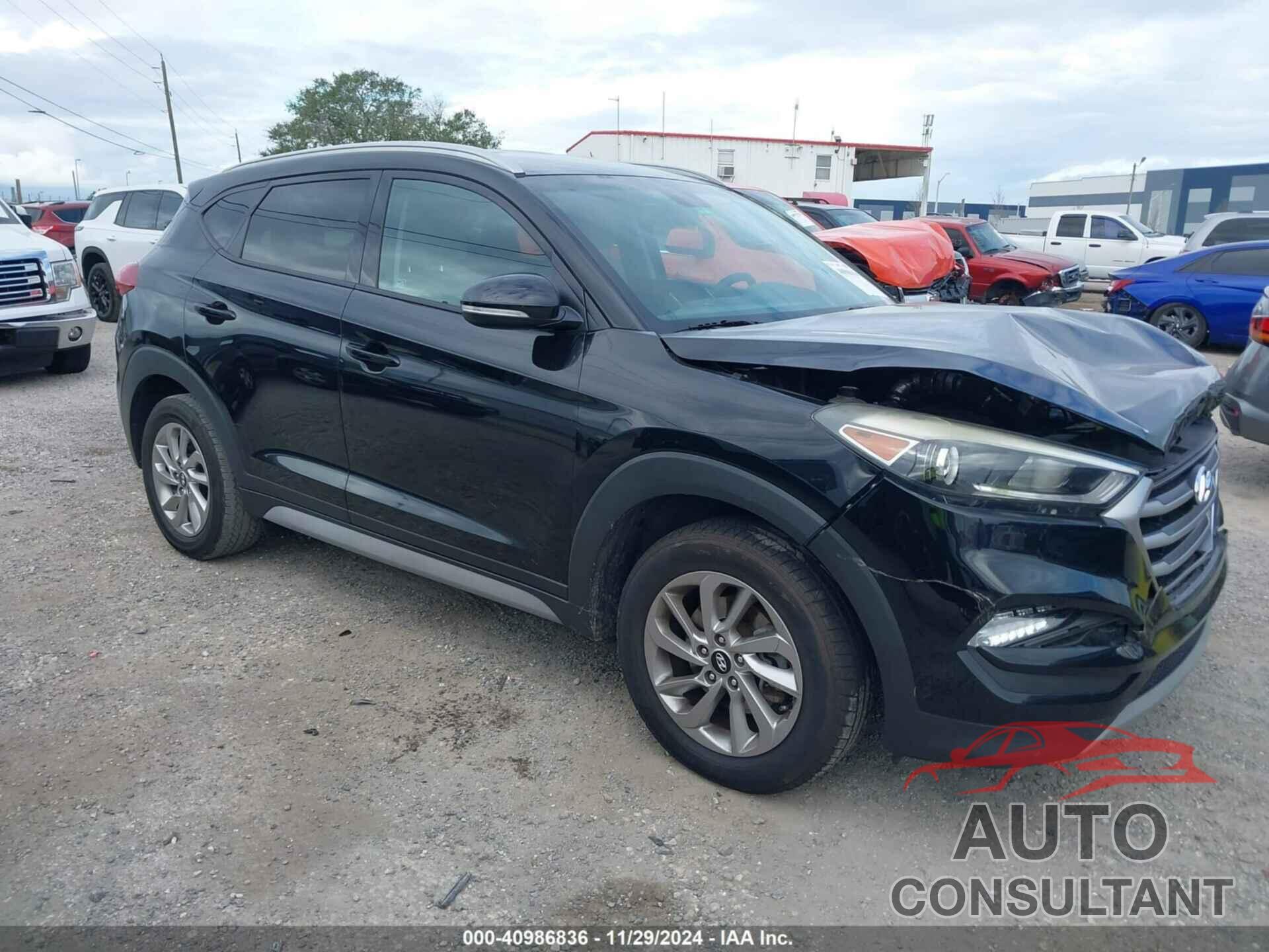 HYUNDAI TUCSON 2017 - KM8J33A23HU460704