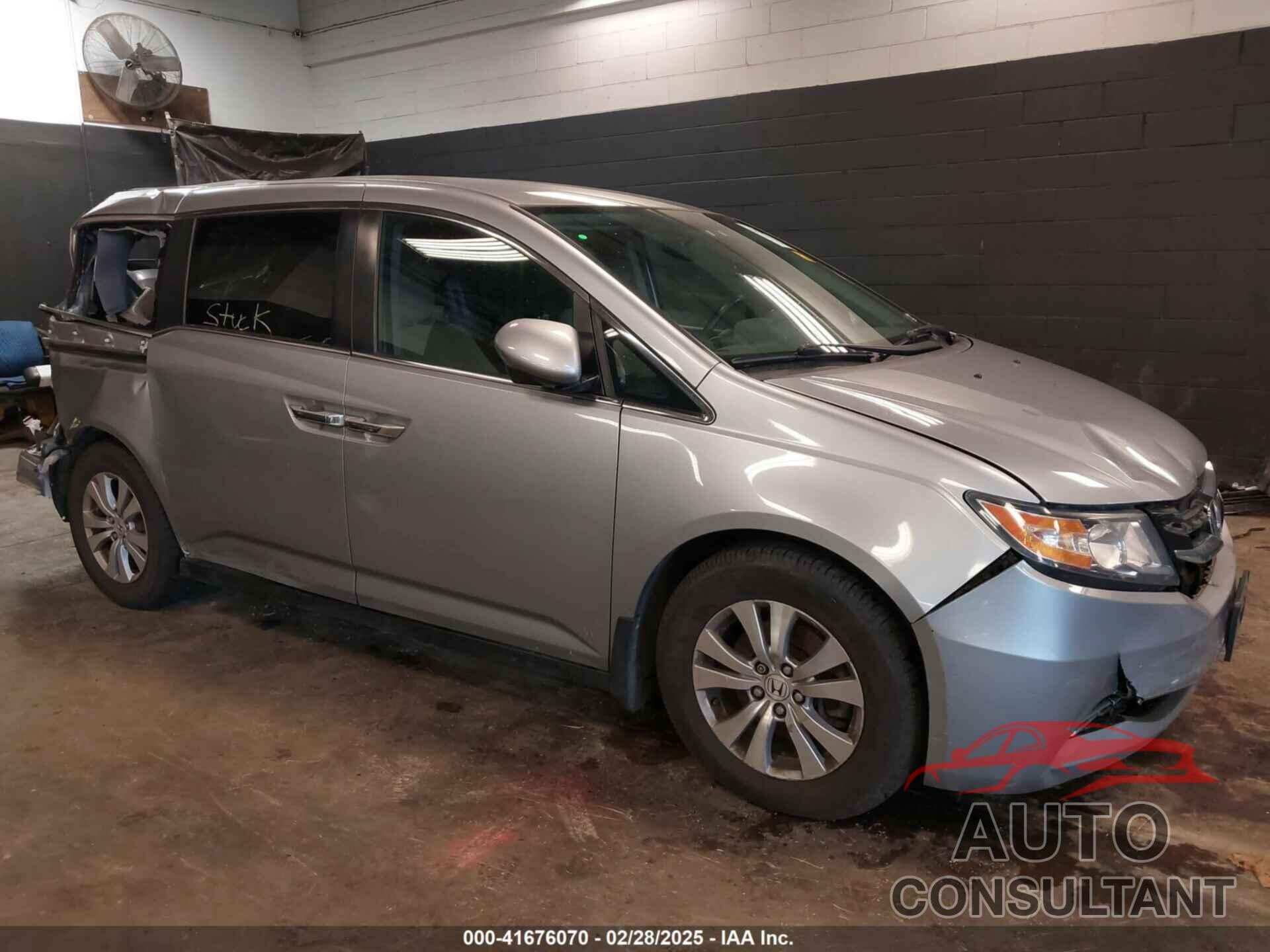 HONDA ODYSSEY 2016 - 5FNRL5H44GB065156