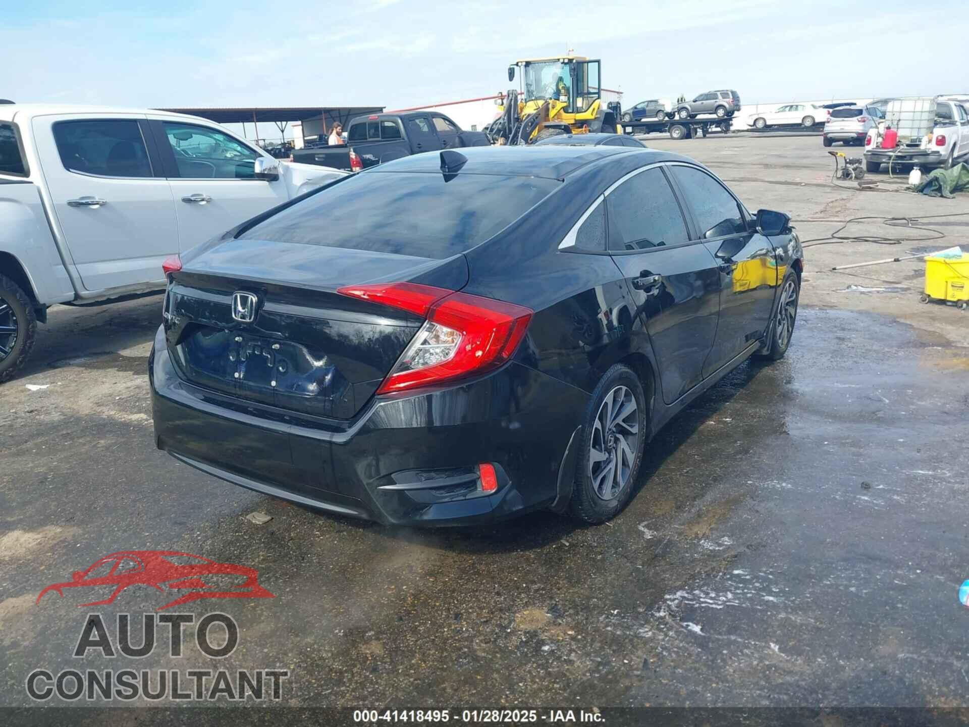 HONDA CIVIC 2018 - 19XFC2F76JE021994