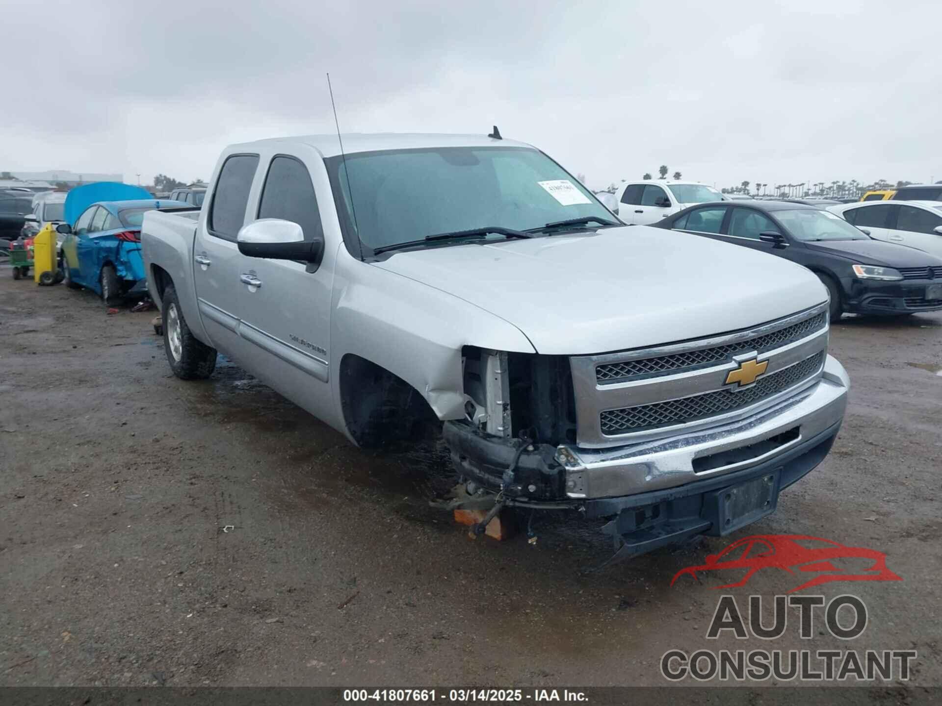 CHEVROLET SILVERADO 1500 2011 - 3GCPCSE04BG217673