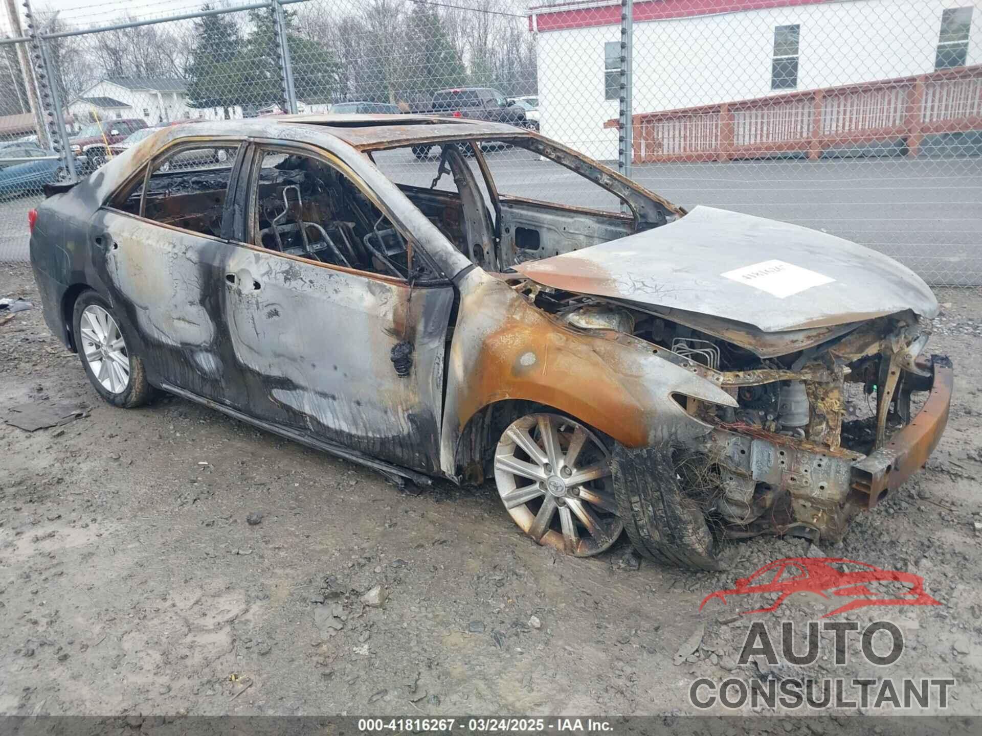 TOYOTA CAMRY 2013 - 4T4BF1FKXDR319203