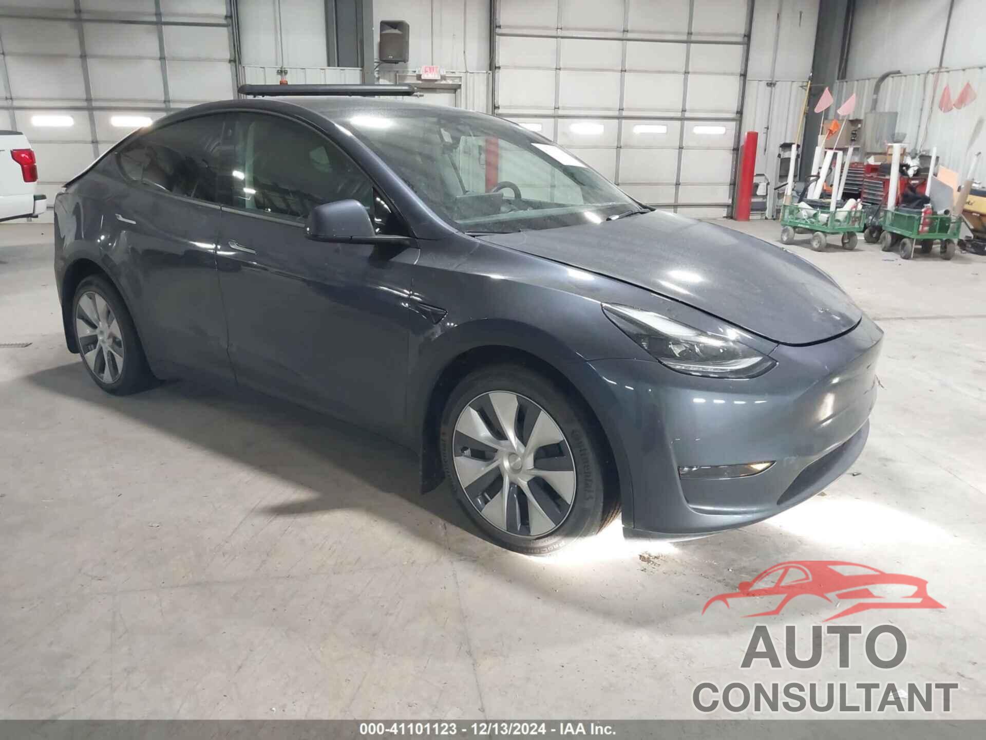 TESLA MODEL Y 2023 - 7SAYGDEE3PF715864