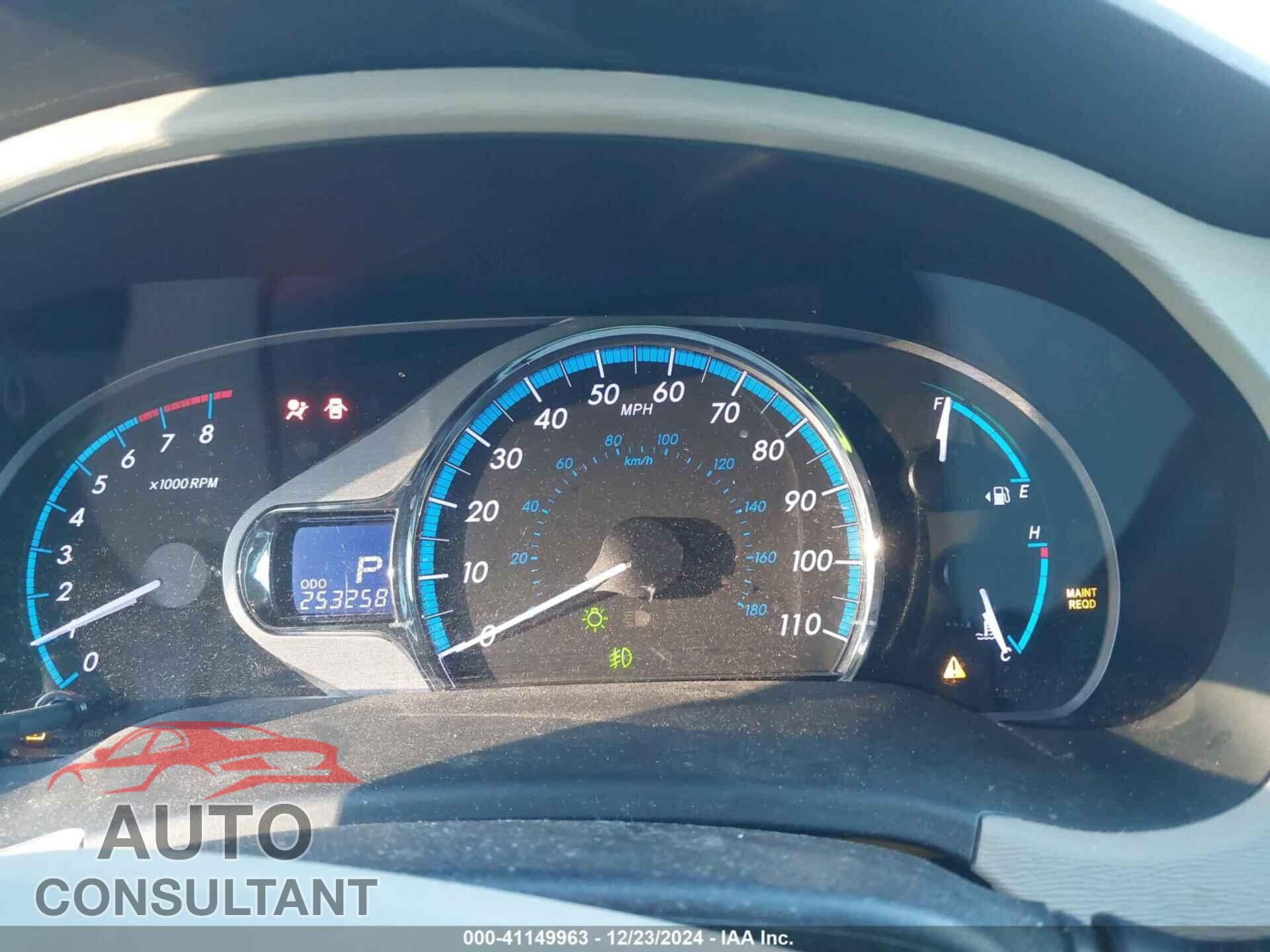 TOYOTA SIENNA 2011 - 5TDYK3DC7BS028560