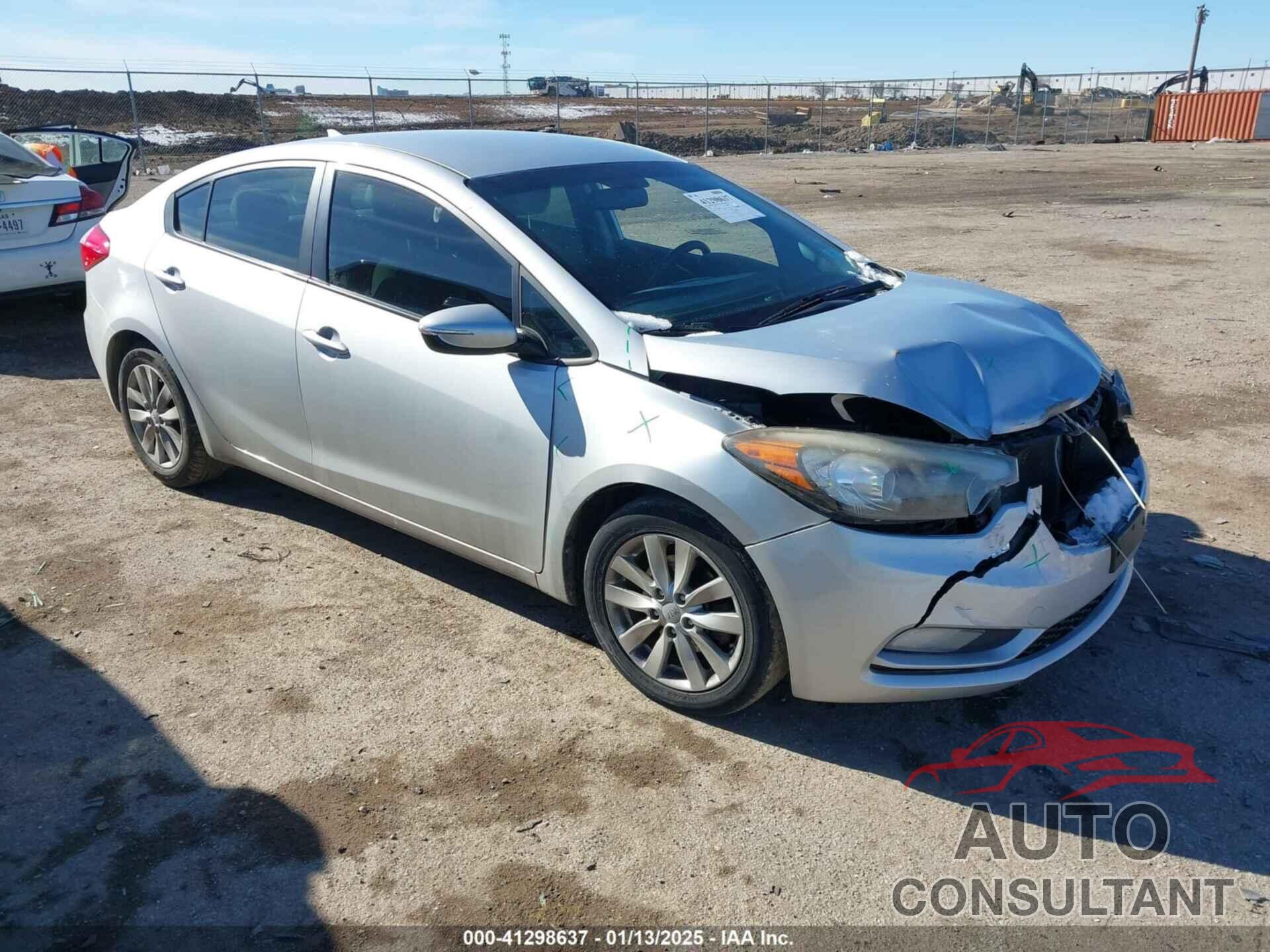 KIA FORTE 2016 - KNAFX4A68G5449680