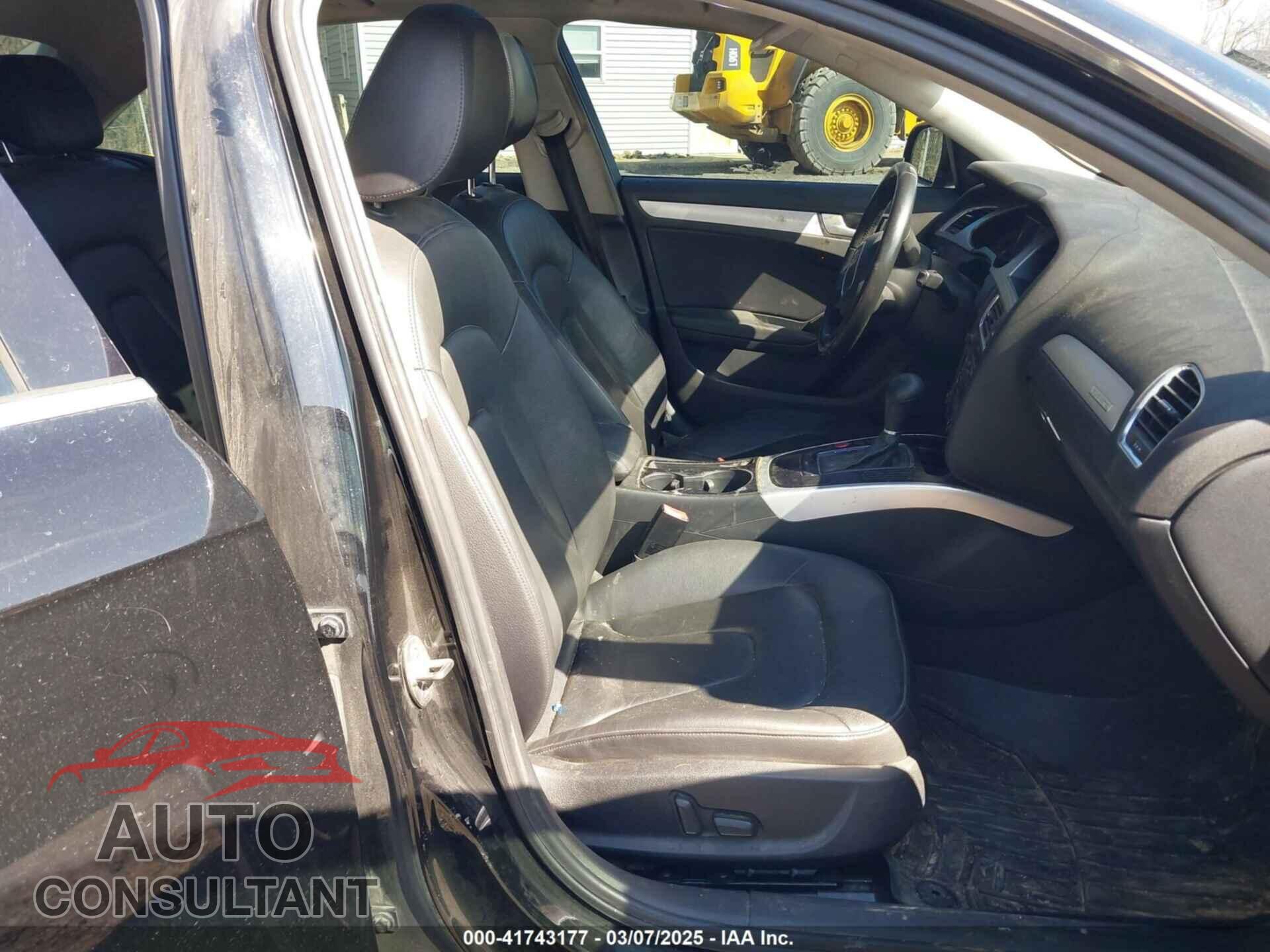 AUDI A4 2012 - WAUFFAFL7CA120700