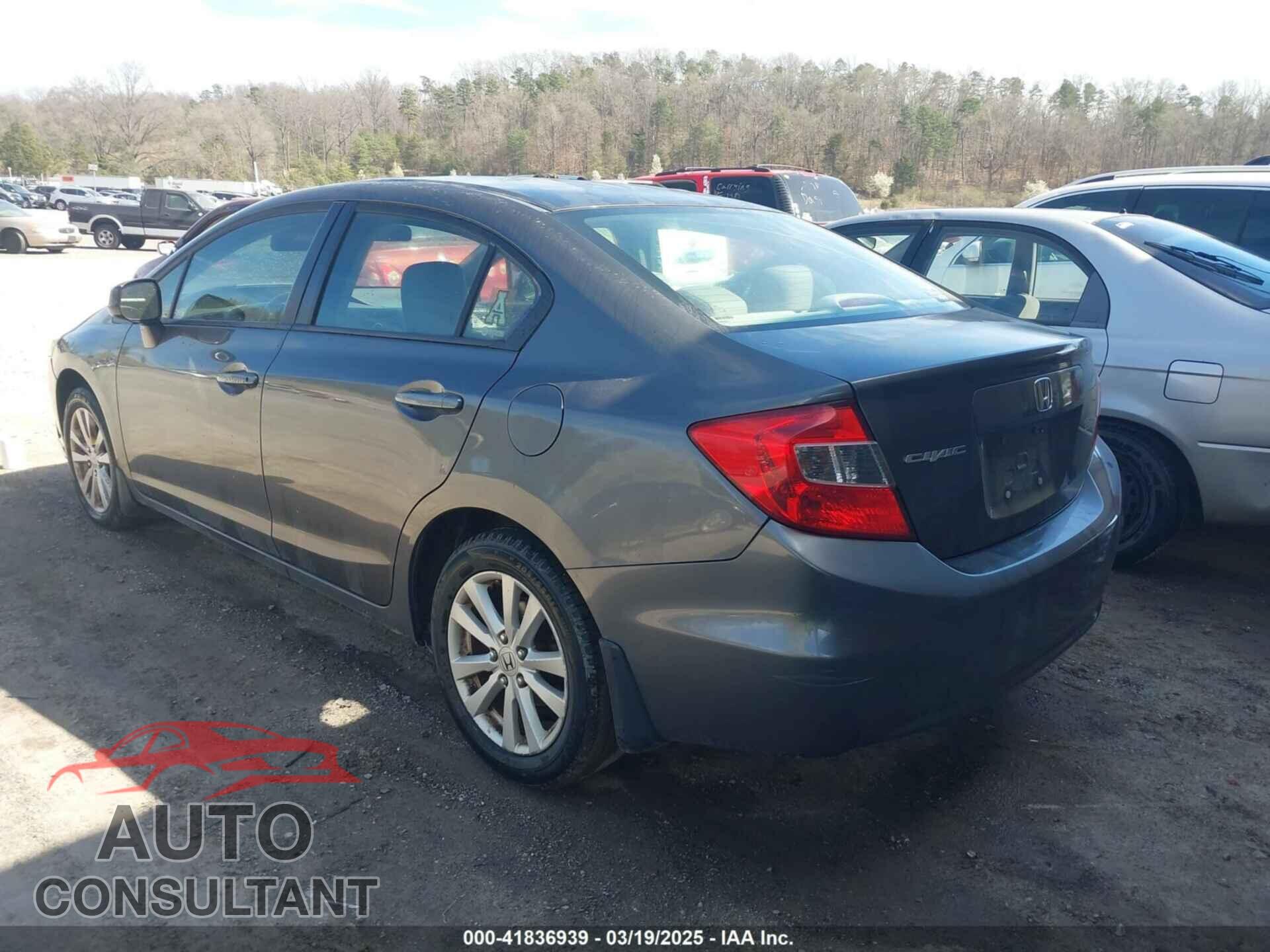 HONDA CIVIC 2012 - 2HGFB2F98CH577365