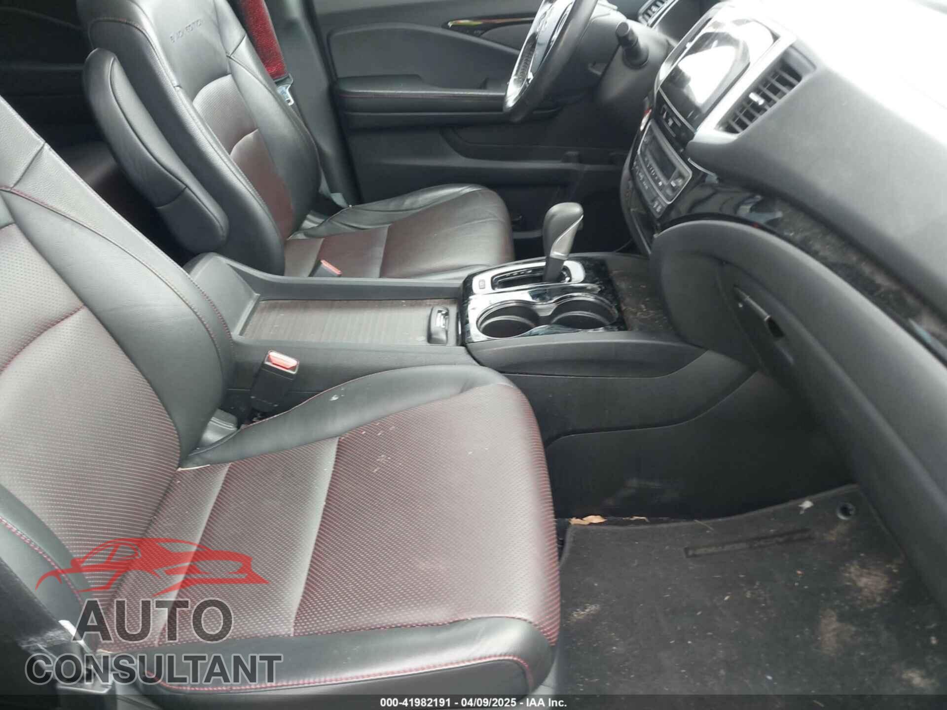 HONDA RIDGELINE 2018 - 5FPYK3F82JB012687