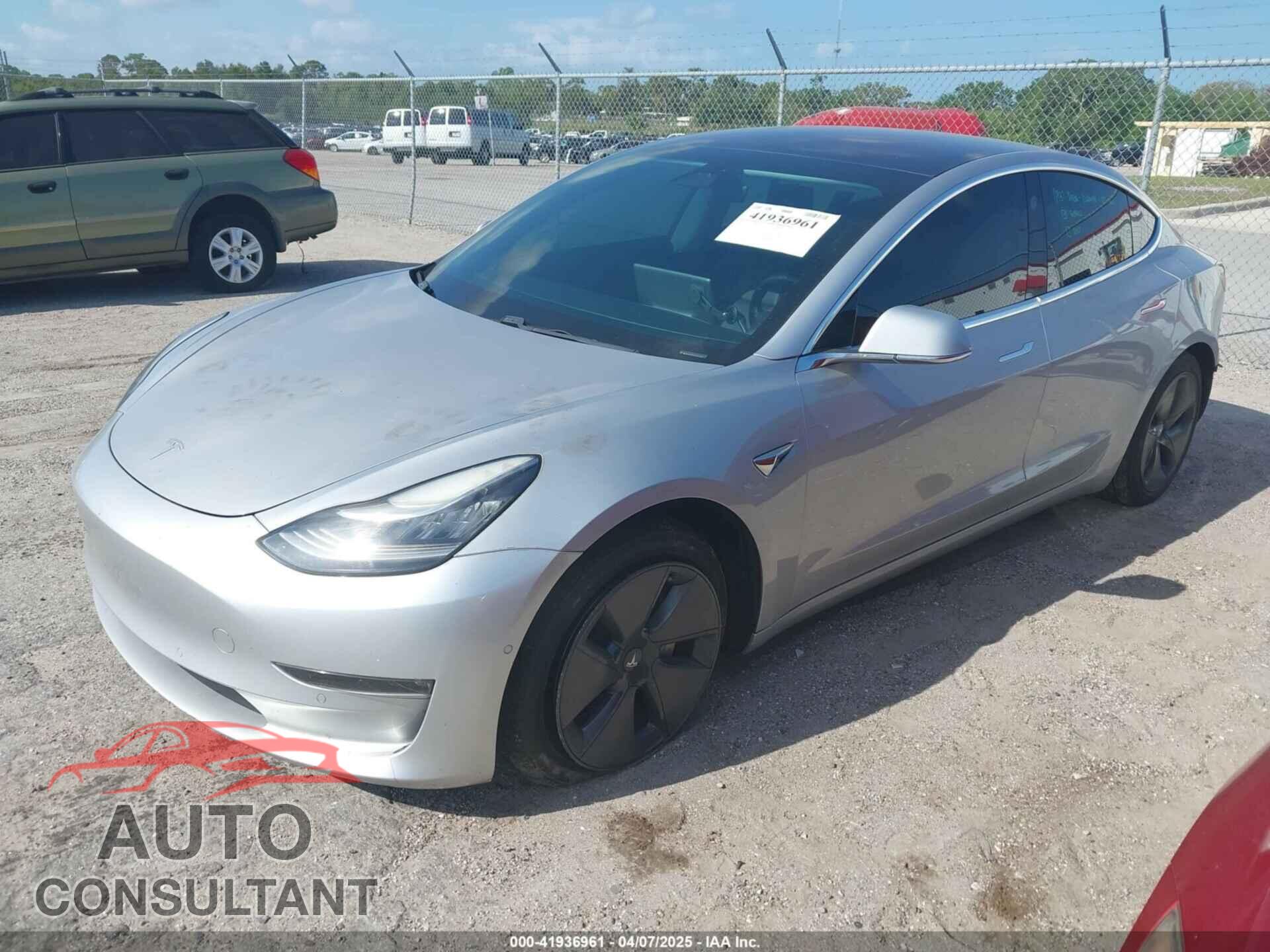 TESLA MODEL 3 2018 - 5YJ3E1EB7JF104356