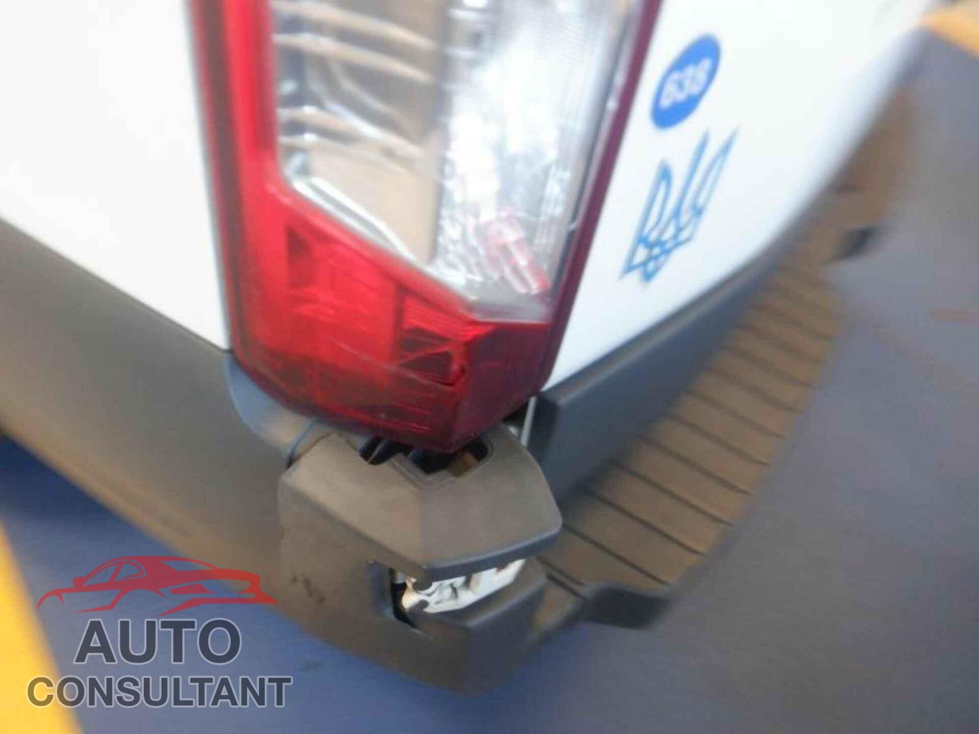 FORD TRANSIT-250 2015 - 1FTNR1YM7FKB32985