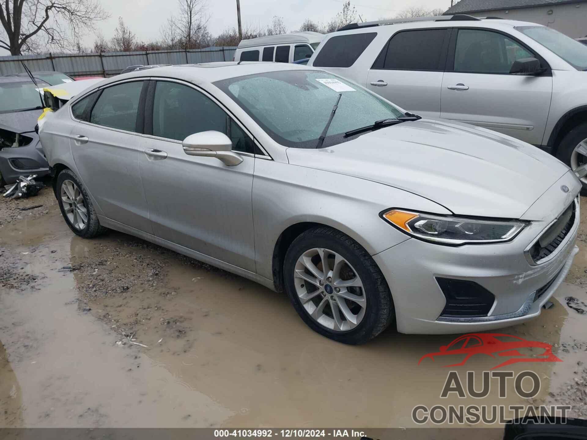 FORD FUSION HYBRID 2019 - 3FA6P0MU1KR256109