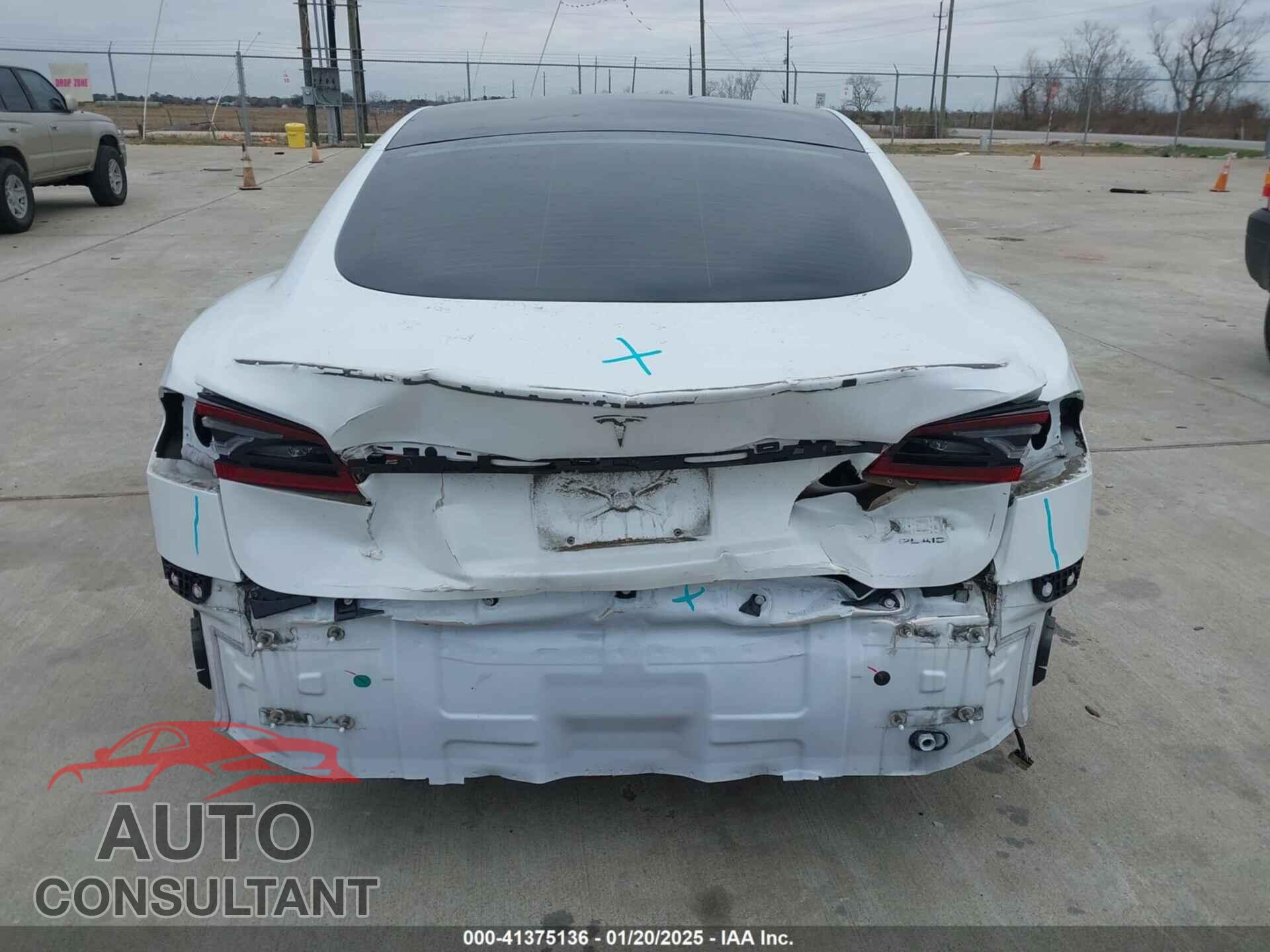 TESLA MODEL S 2021 - 5YJSA1E64MF452744