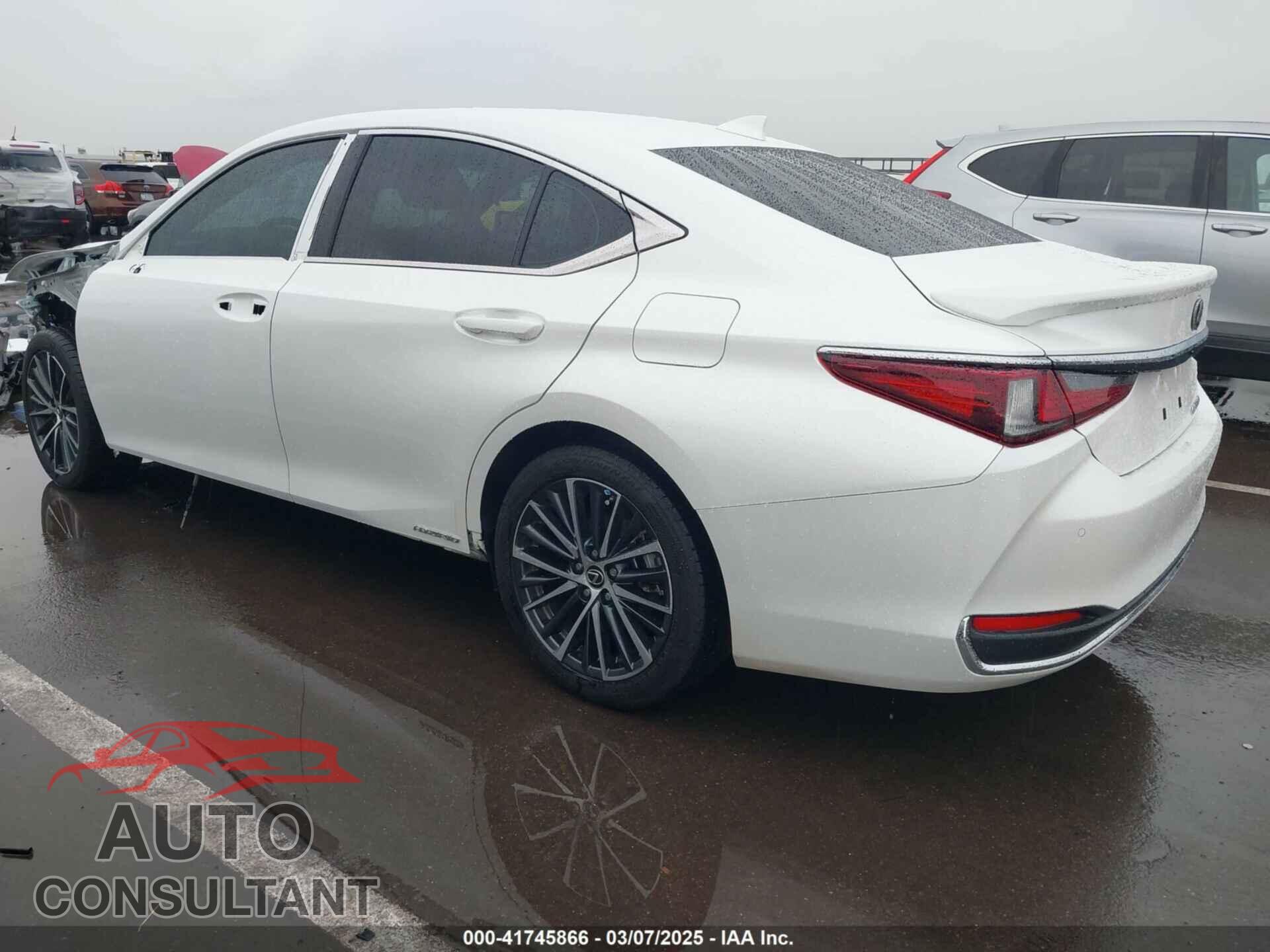 LEXUS ES 300H 2022 - 58ADA1C11NU021128