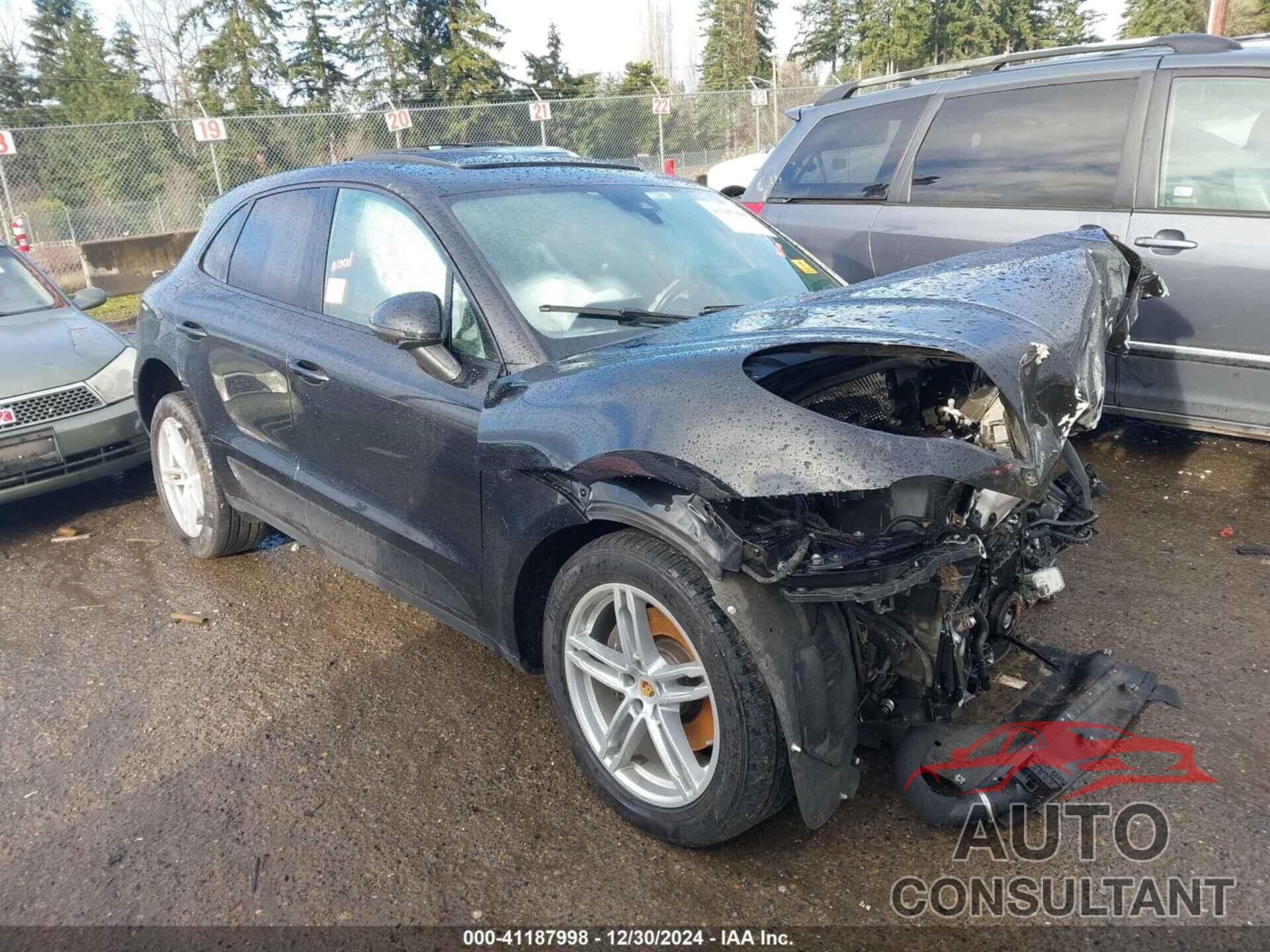 PORSCHE MACAN 2018 - WP1AA2A58JLB07819