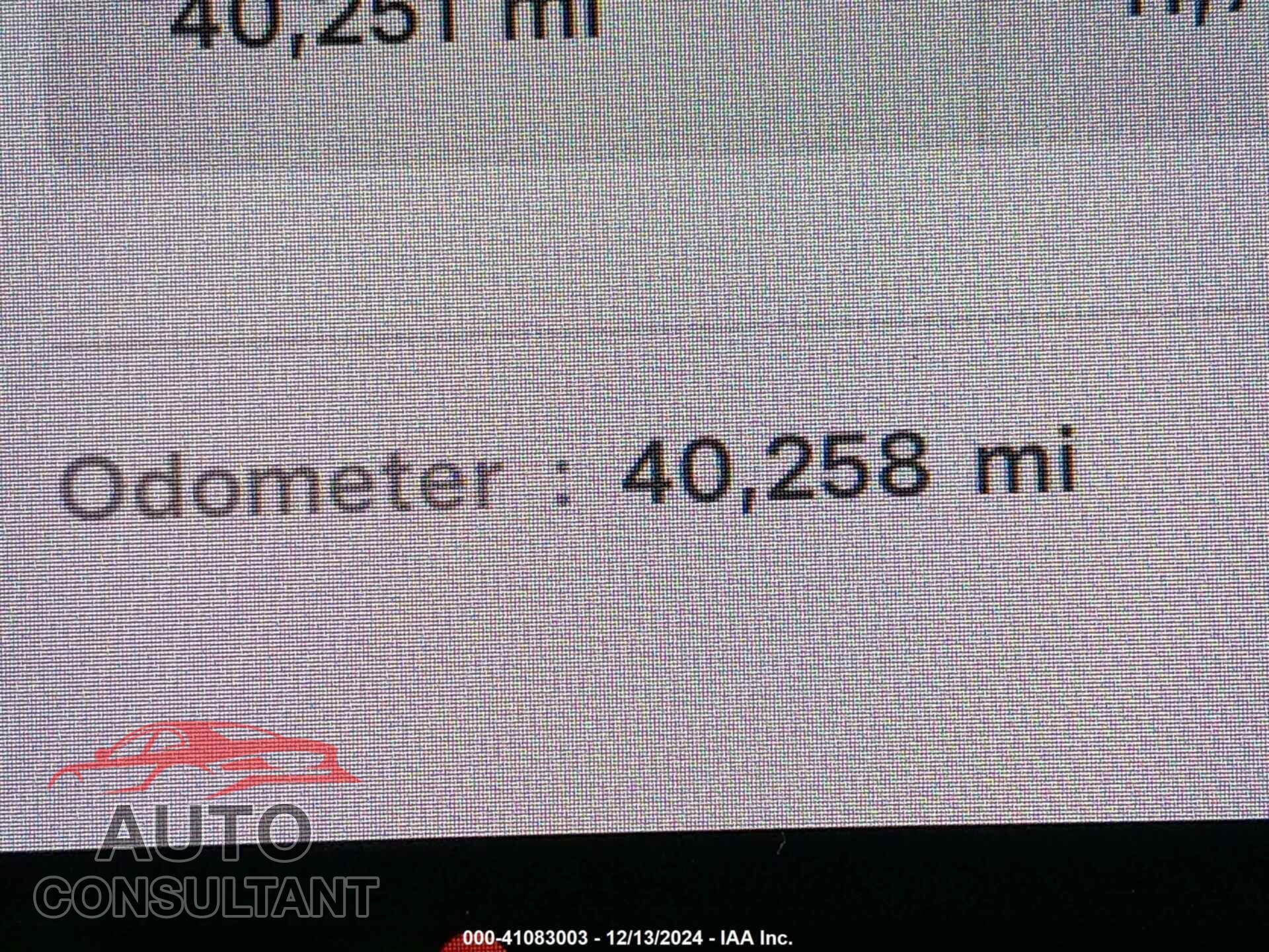 TESLA MODEL 3 2018 - 5YJ3E1EA4JF038565