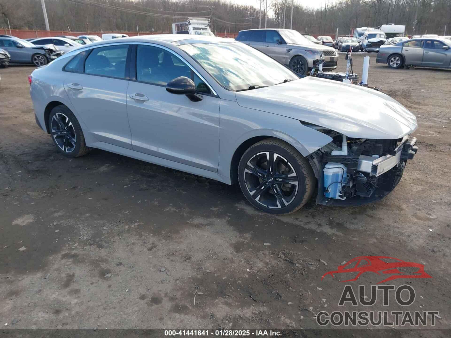 KIA K5 2022 - 5XXG64J26NG154612