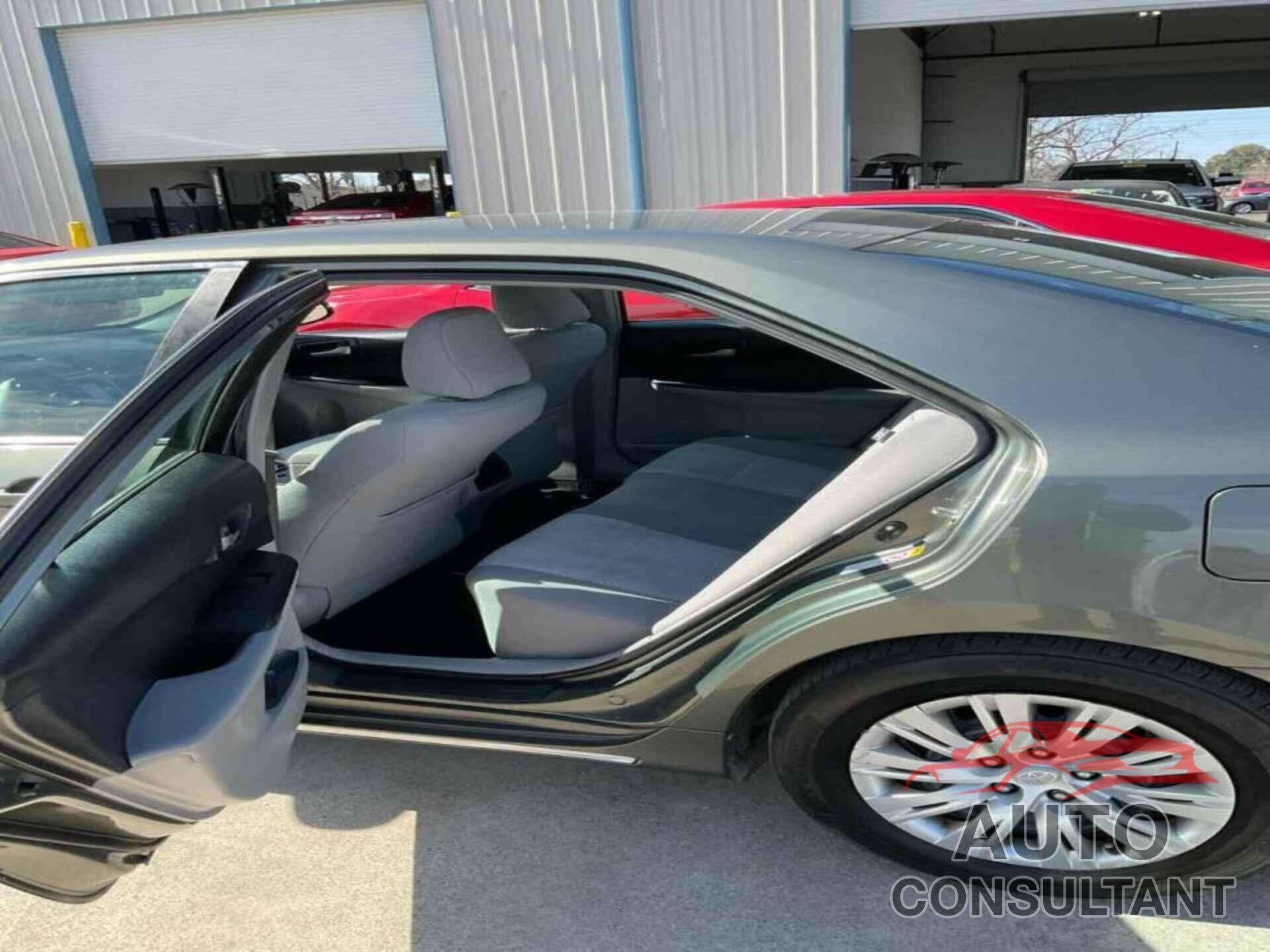 TOYOTA CAMRY 2014 - 4T1BF1FK4EU835150