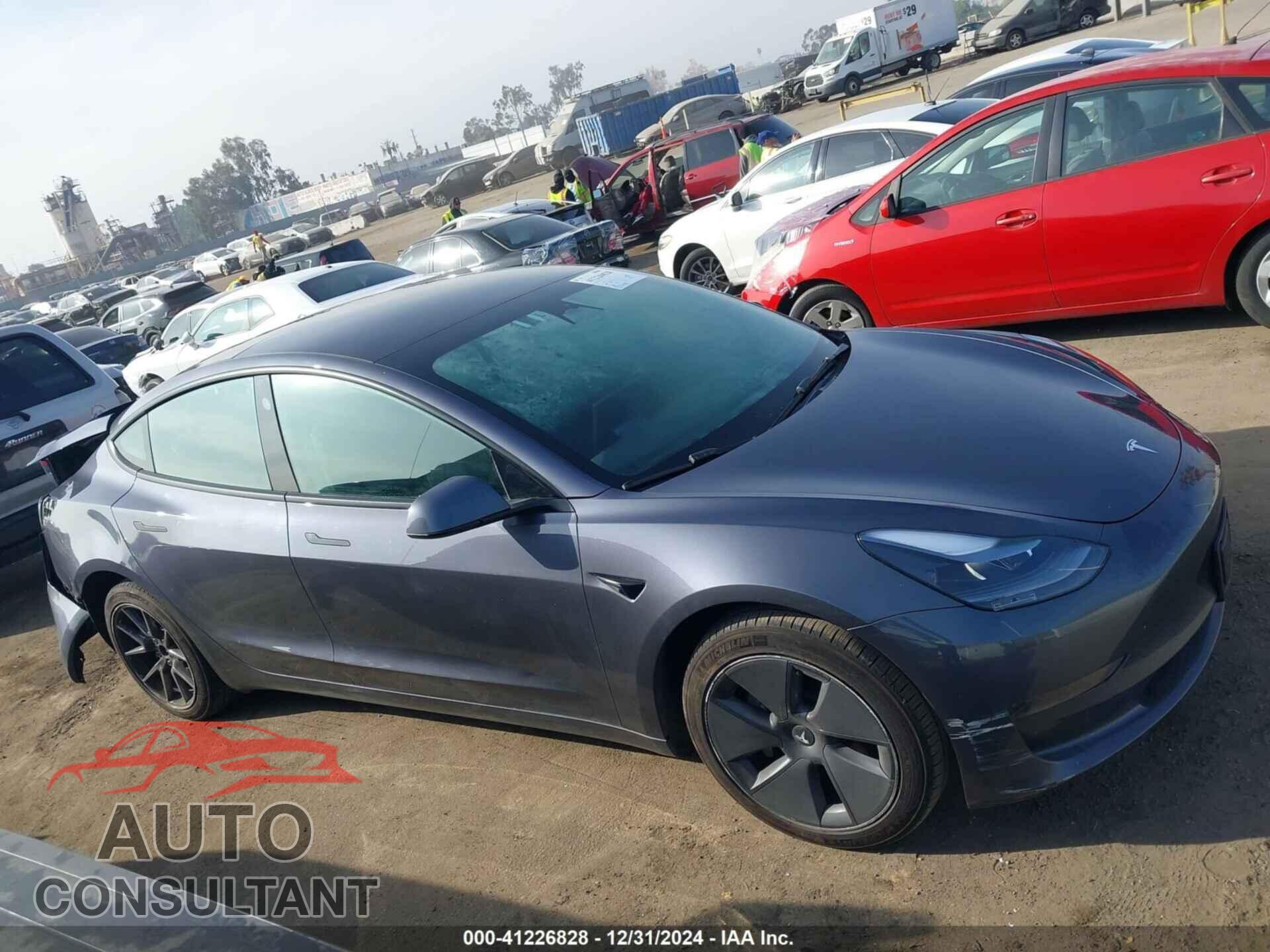 TESLA MODEL 3 2023 - 5YJ3E1EA4PF655098