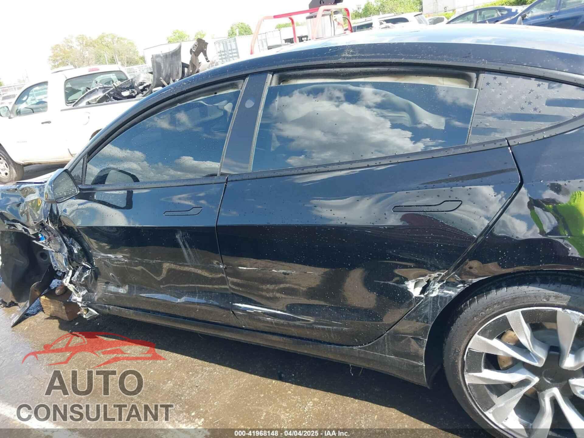 TESLA MODEL 3 2025 - 5YJ3E1EA2SF918505