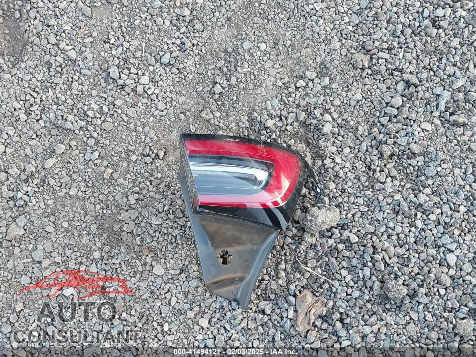 TESLA MODEL 3 2021 - 5YJ3E1EA9MF989882