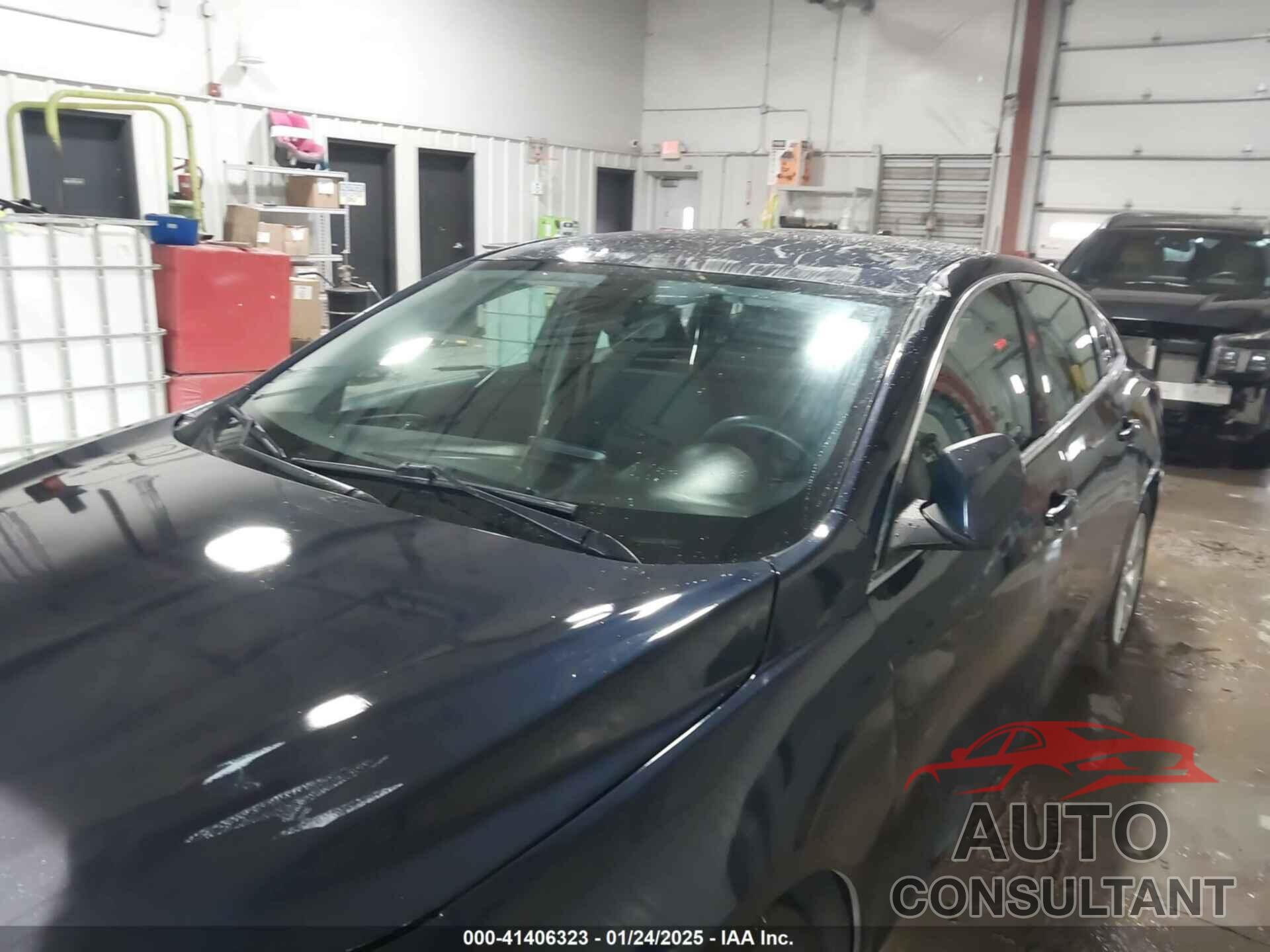 CHEVROLET MALIBU 2017 - 1G1ZE5ST5HF137689