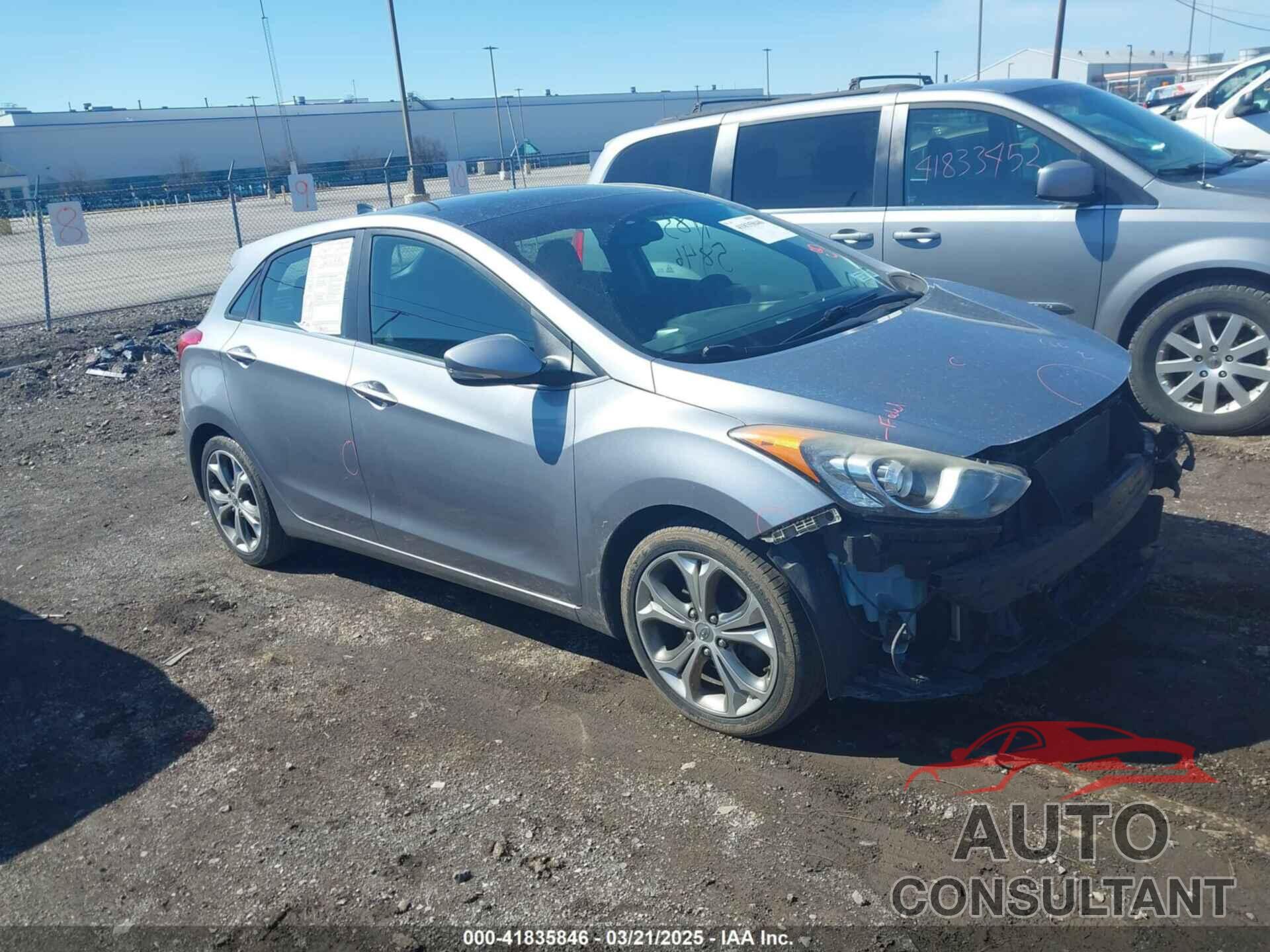 HYUNDAI ELANTRA GT 2013 - KMHD35LE6DU033835