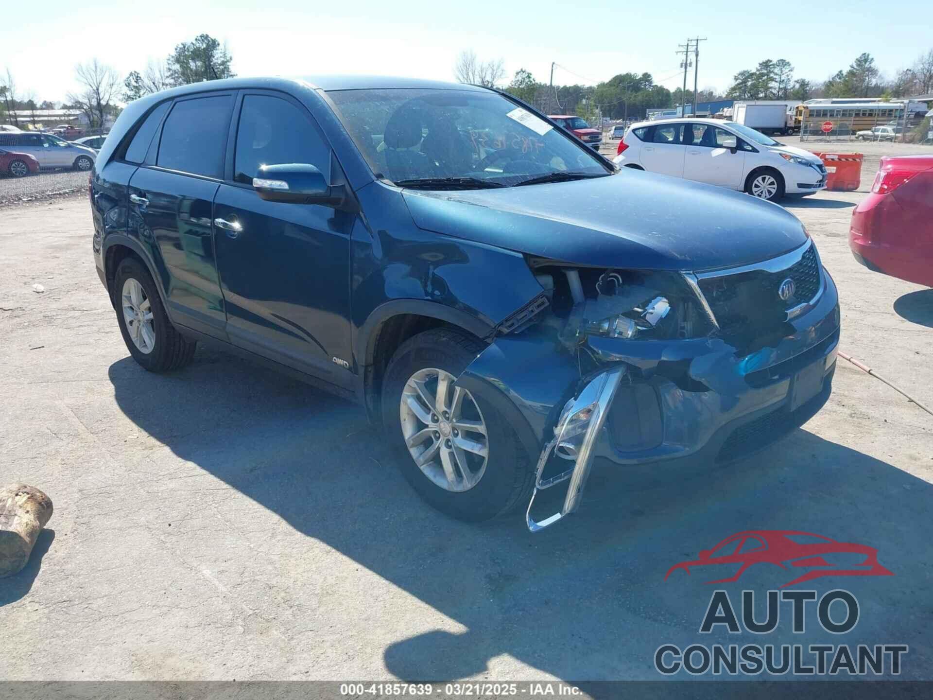 KIA SORENTO 2014 - 5XYKTCA69EG532496