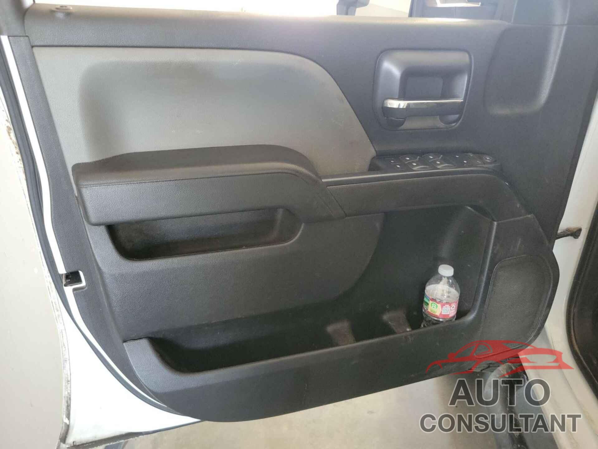 CHEVROLET SILVERADO 2019 - 2GC2CREGXK1121913