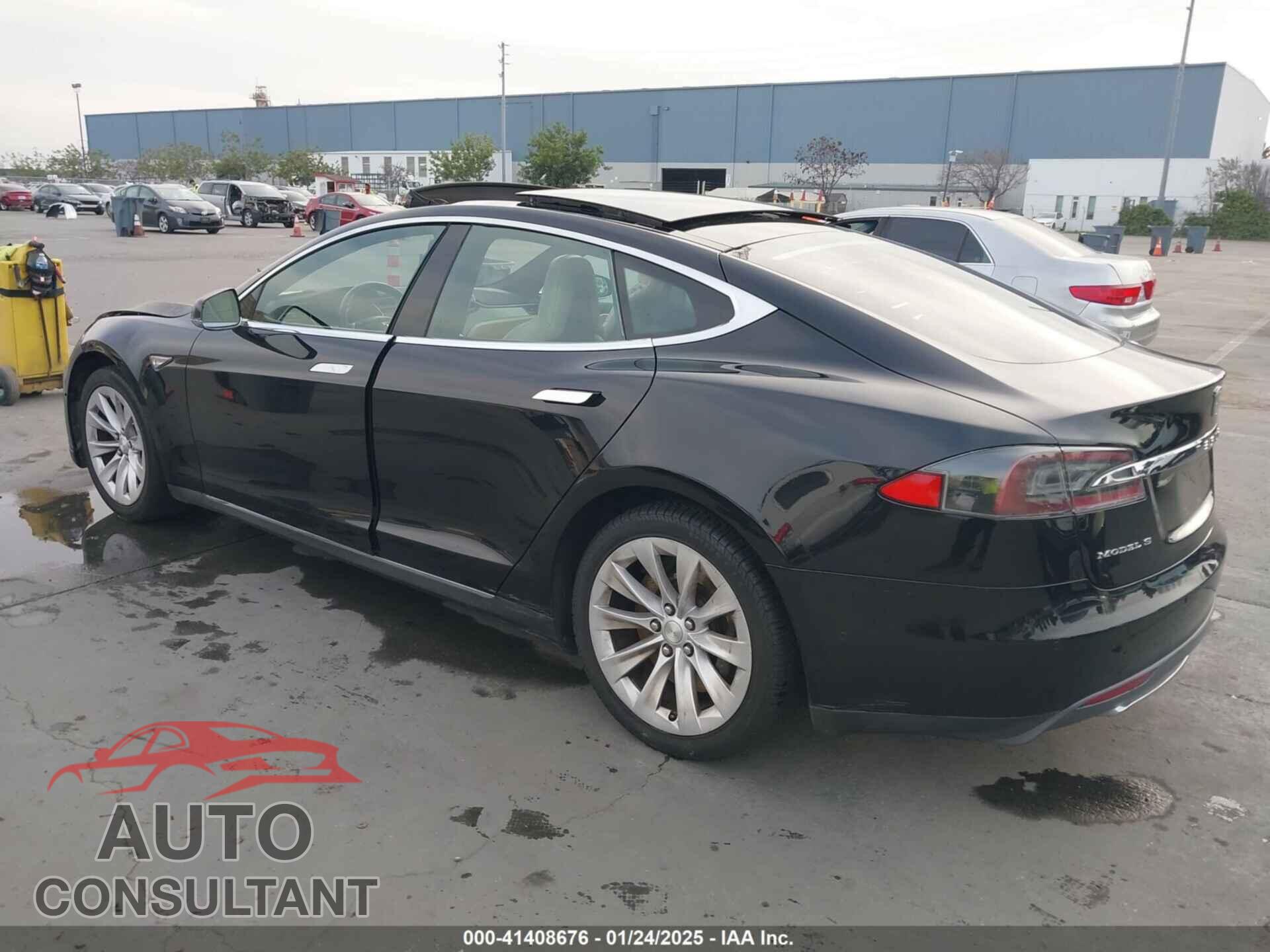 TESLA MODEL S 2016 - 5YJSA1E11GF132015