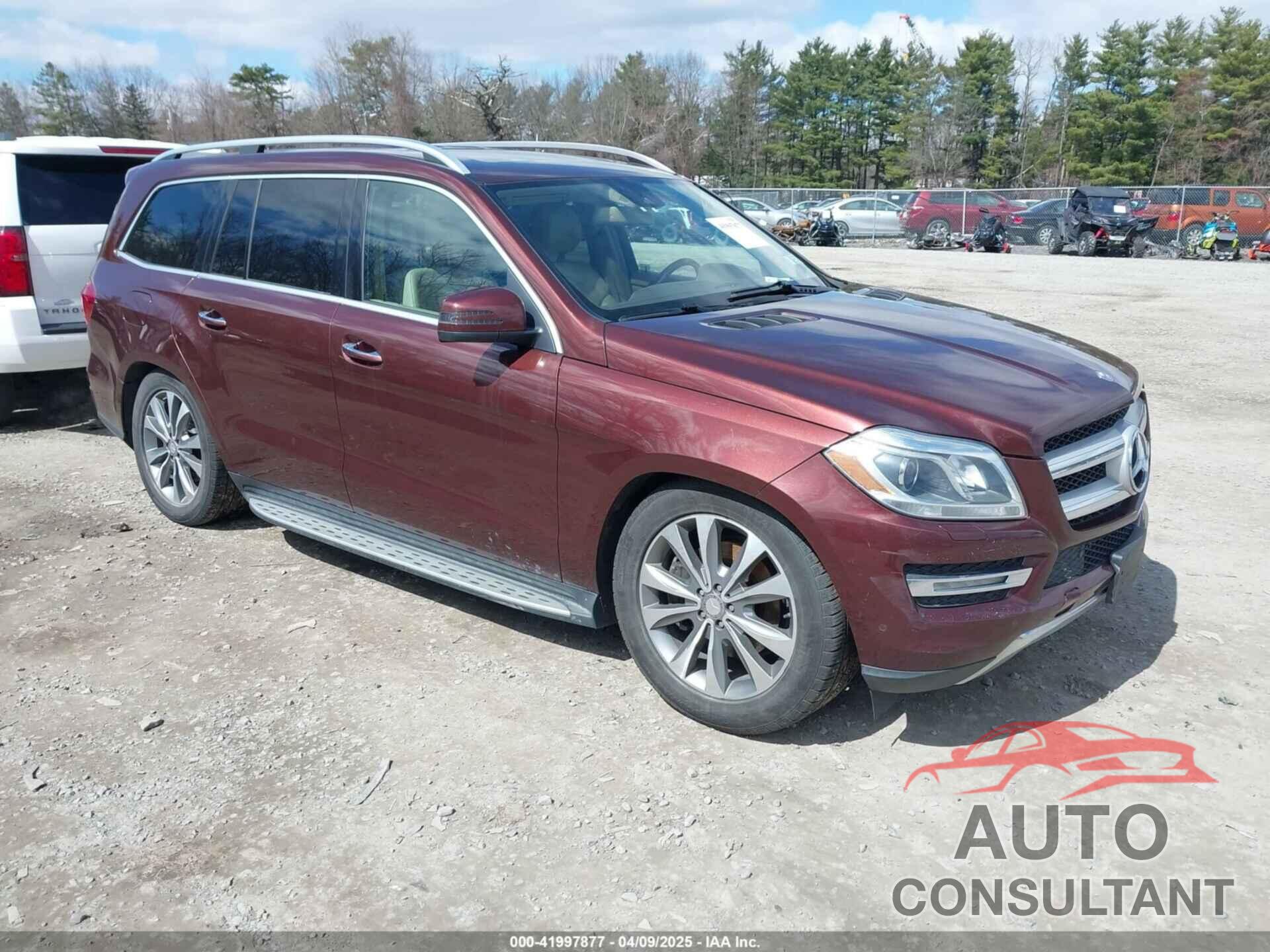 MERCEDES-BENZ GL 2013 - 4JGDF7CE5DA137754