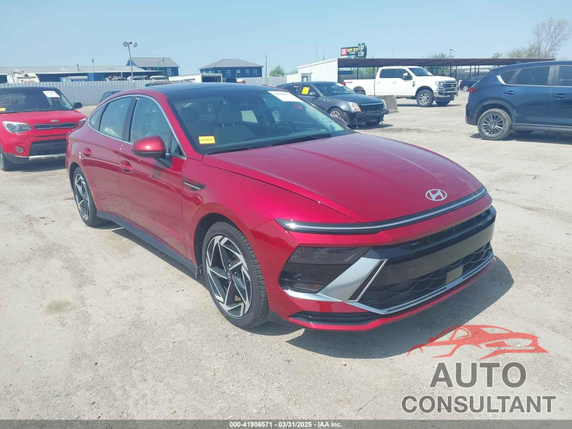 HYUNDAI SONATA 2024 - KMHL14JA8RA408709