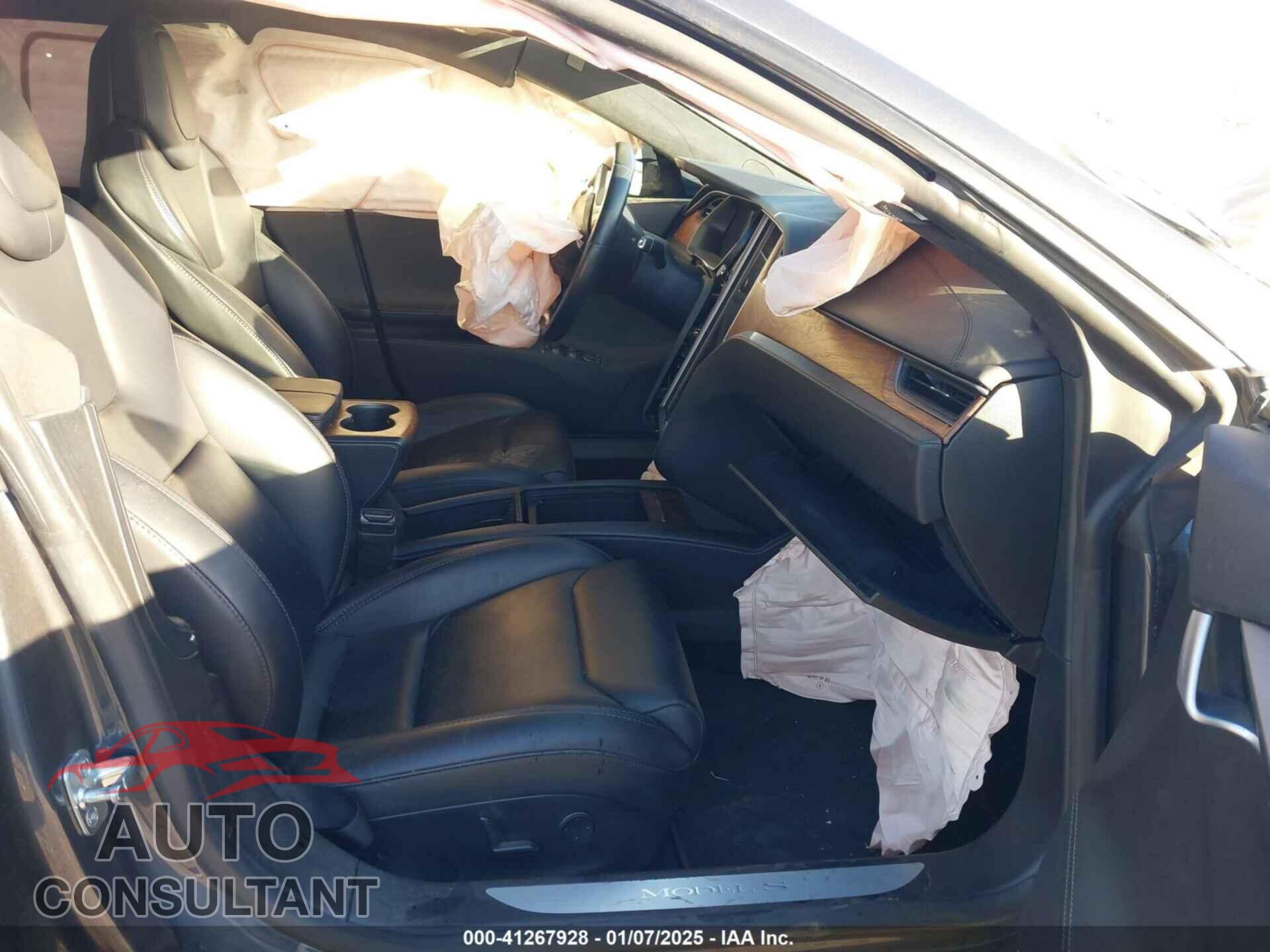 TESLA MODEL S 2020 - 5YJSA1E26LF355573