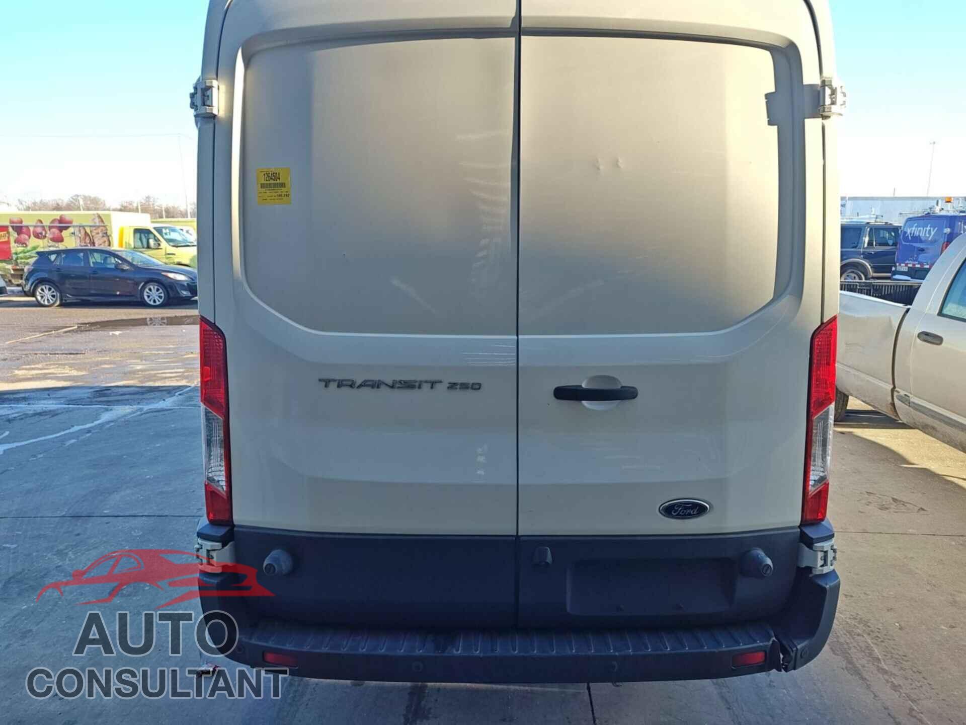 FORD TRANSIT-250 2016 - 1FTYR2CM0GKA37518