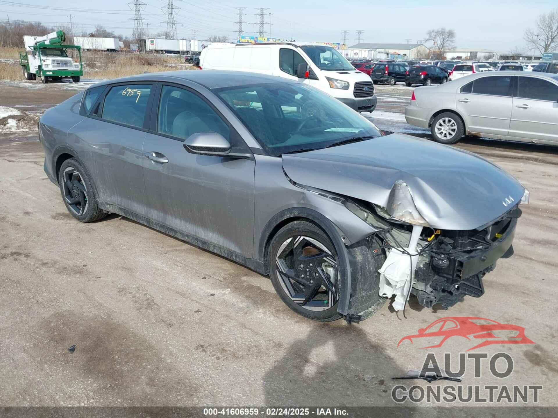 KIA K4 2025 - 3KPFU4DEXSE007673