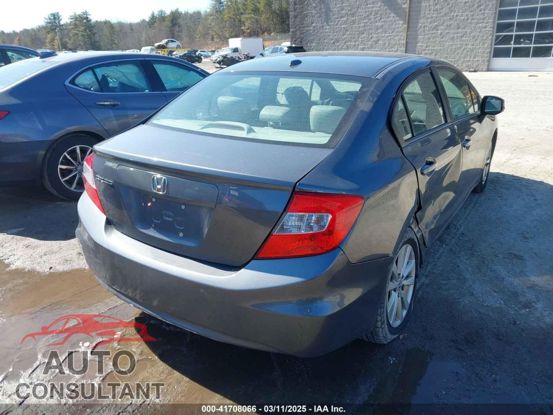 HONDA CIVIC 2012 - 2HGFB2F95CH504843