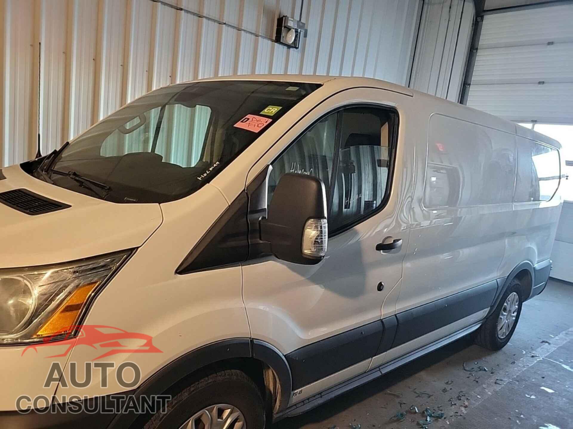 FORD TRANSIT 2018 - 1FTYE1YM2JKB11205