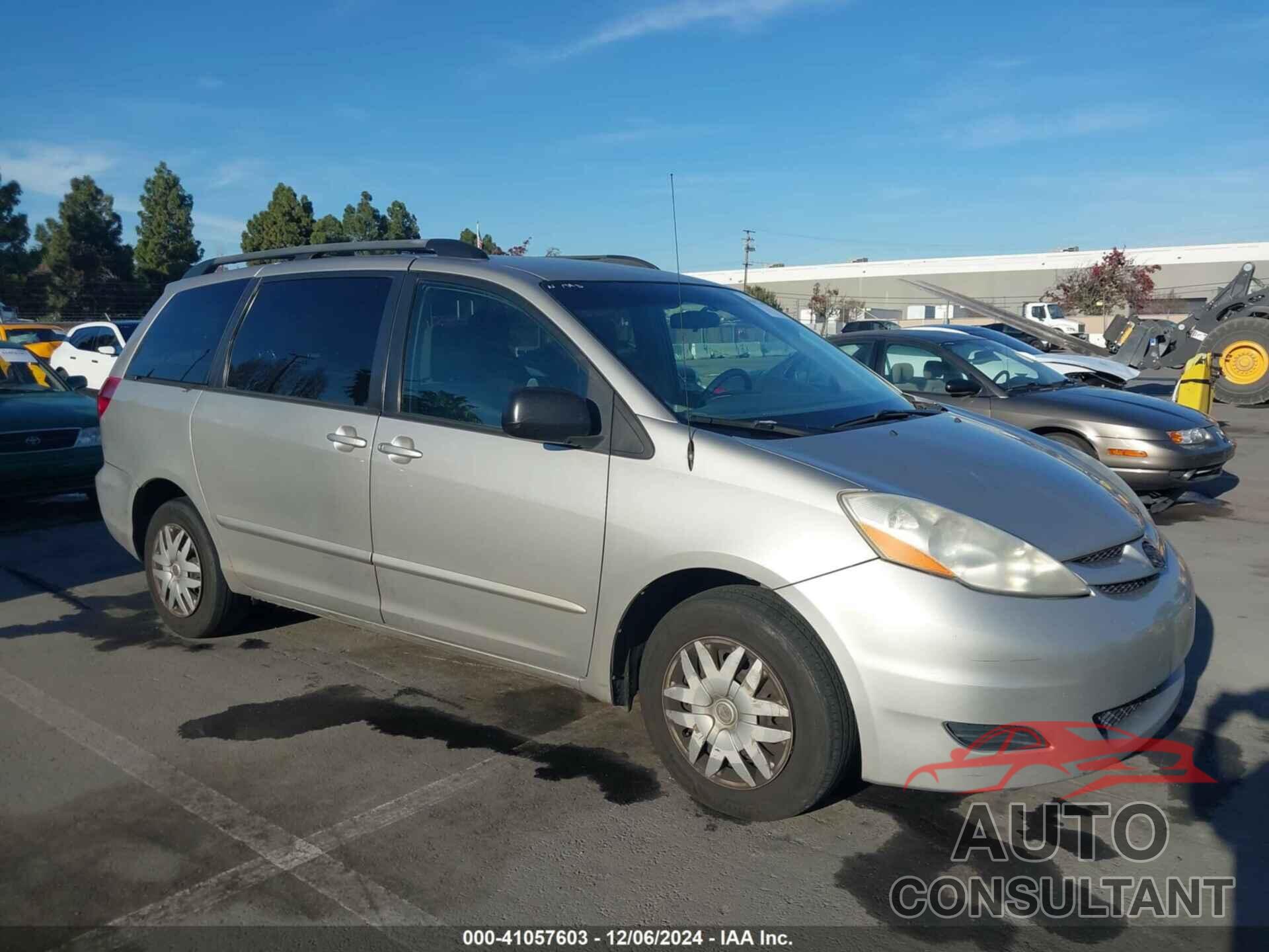 TOYOTA SIENNA 2009 - 5TDZK23C79S265656