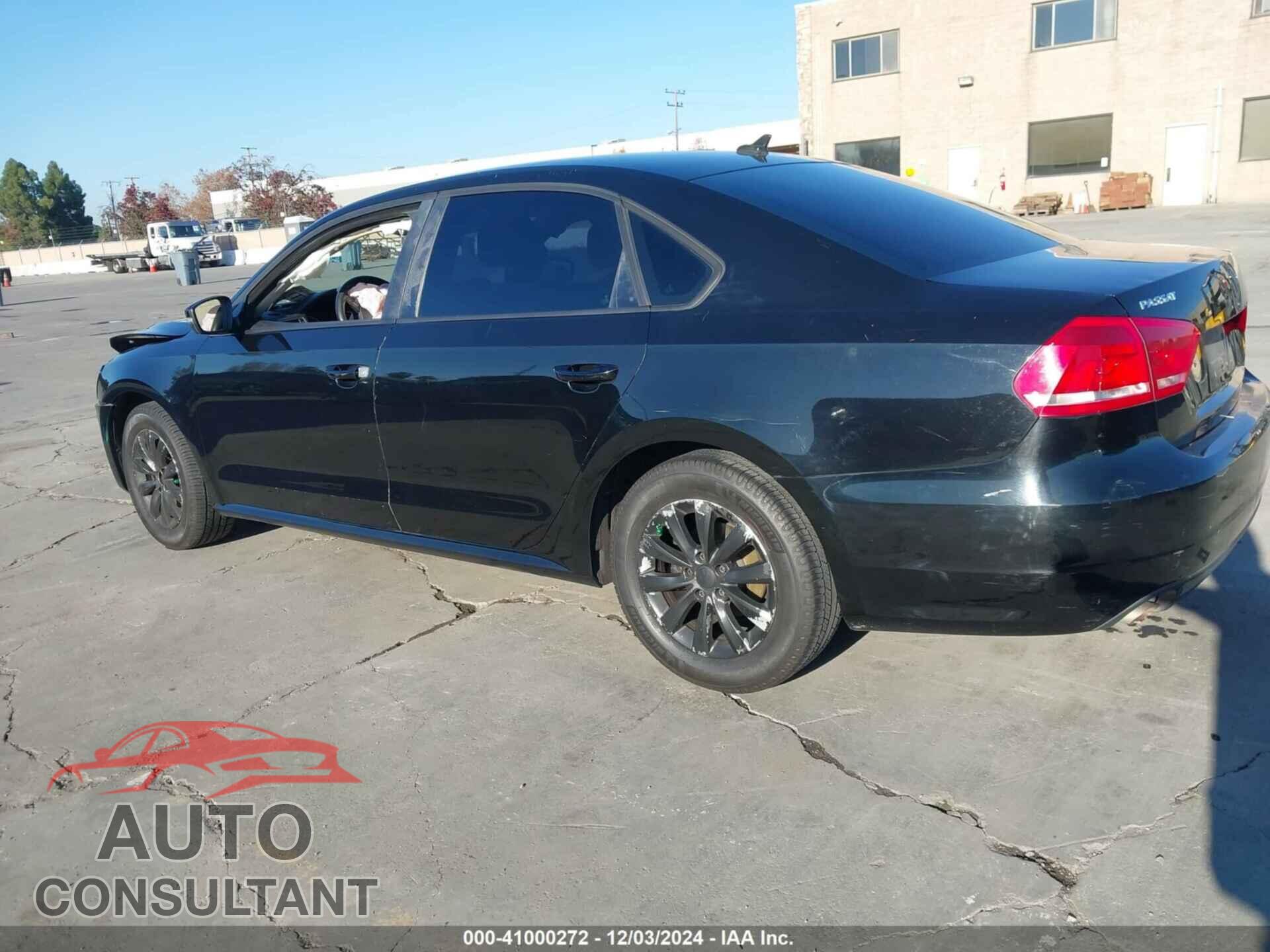 VOLKSWAGEN PASSAT 2014 - 1VWAP7A36EC022671