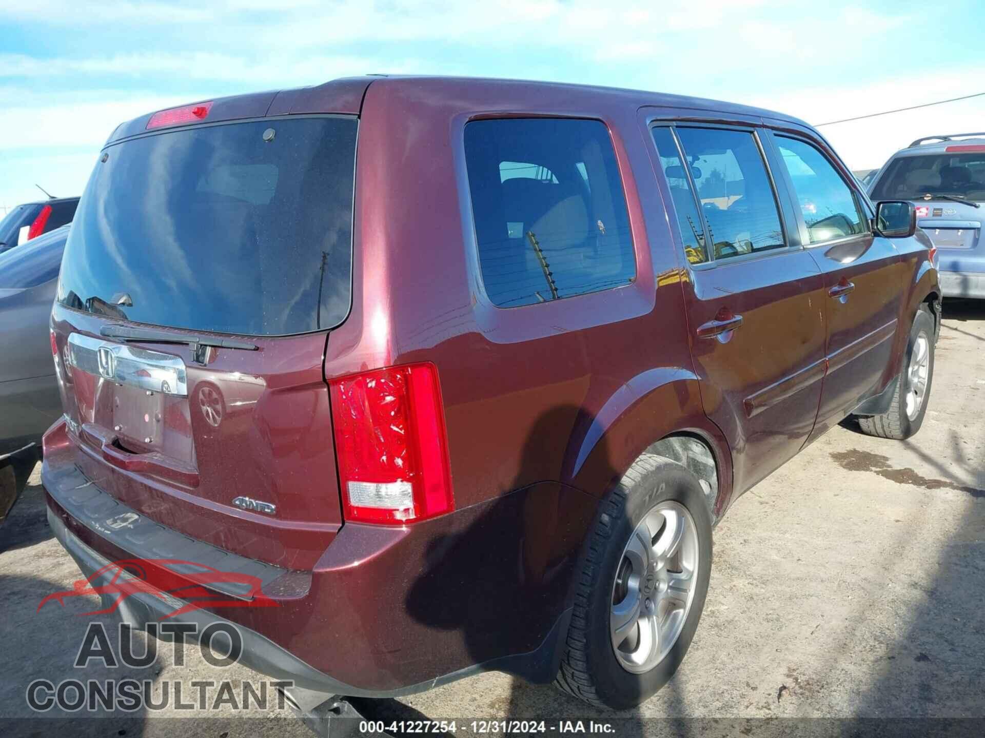 HONDA PILOT 2013 - 5FNYF4H4XDB083931