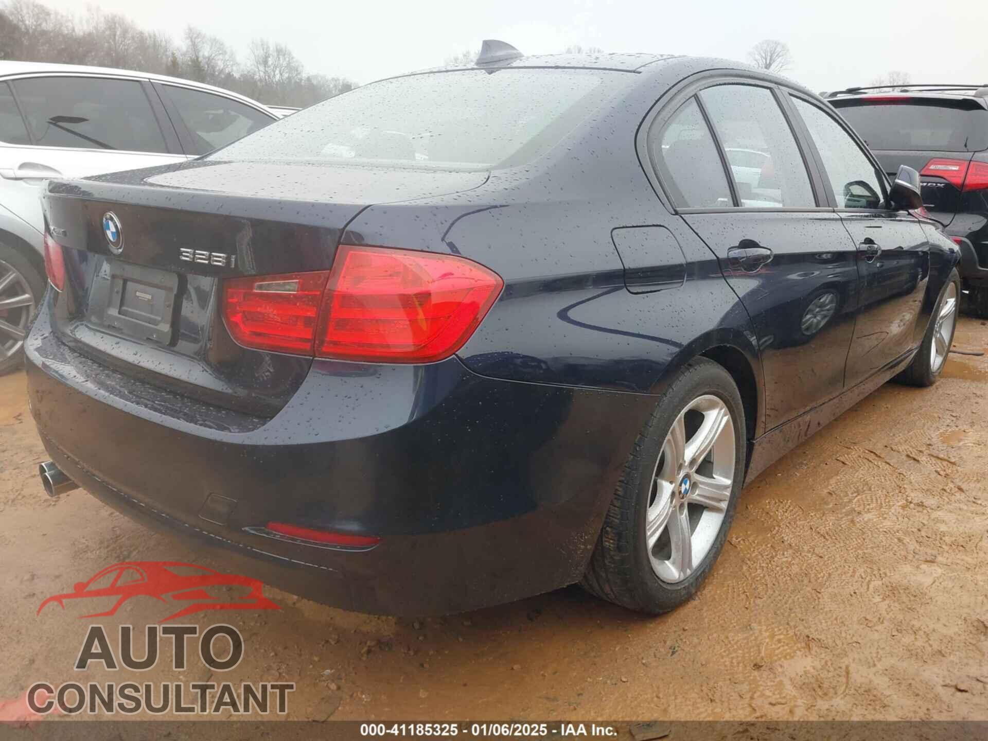 BMW 328I 2013 - WBA3B3C54DF536675