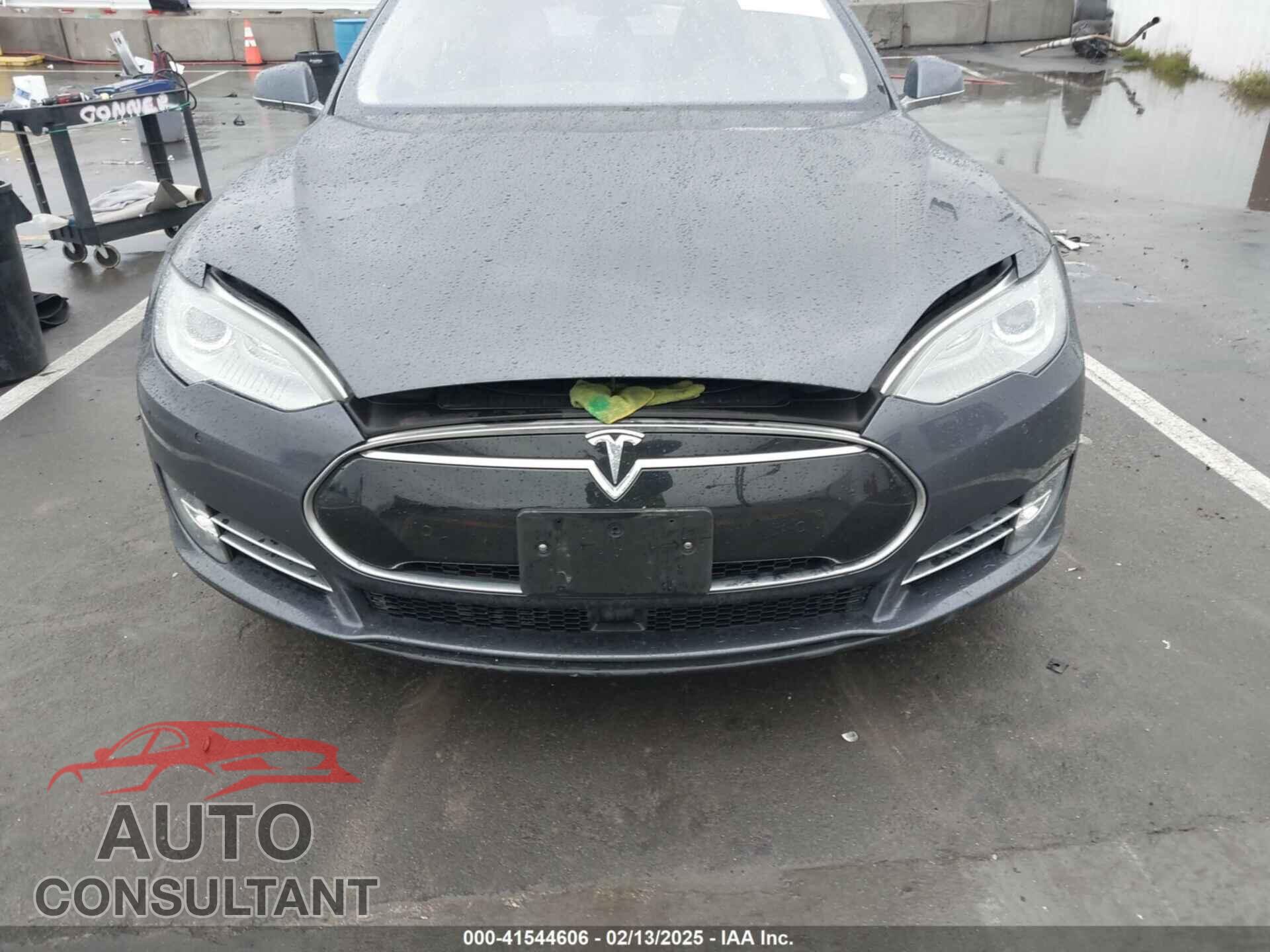 TESLA MODEL S 2016 - 5YJSA1E26GF120371