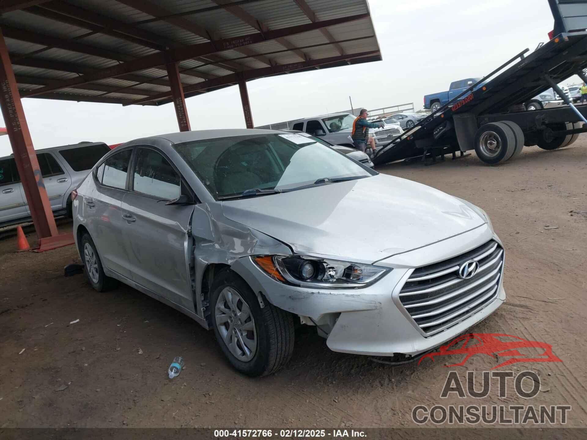HYUNDAI ELANTRA 2018 - 5NPD74LF1JH280598