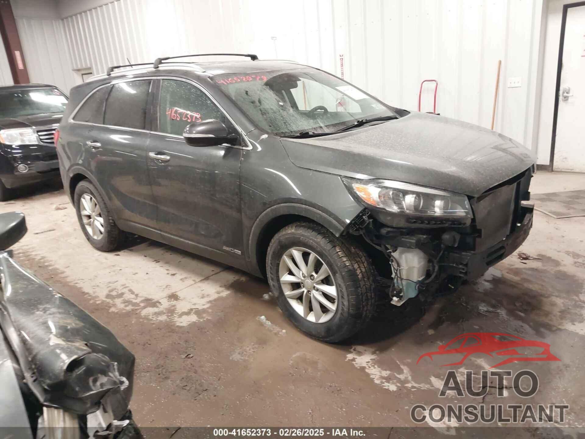 KIA SORENTO 2017 - 5XYPGDA56HG242860