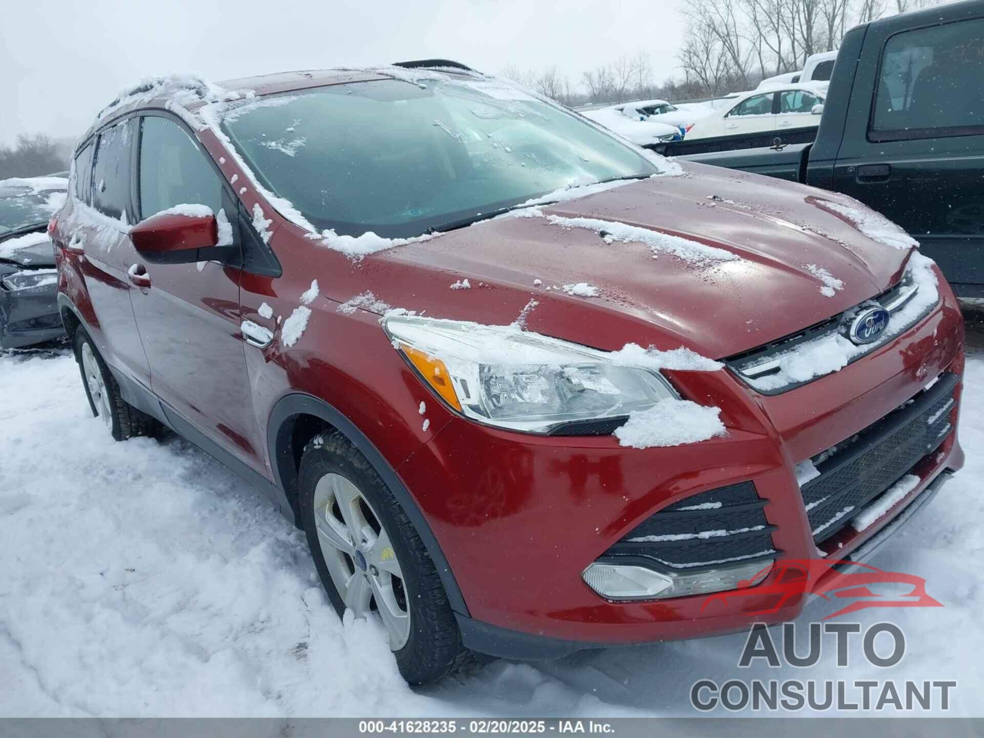 FORD ESCAPE 2016 - 1FMCU0GX2GUB80892