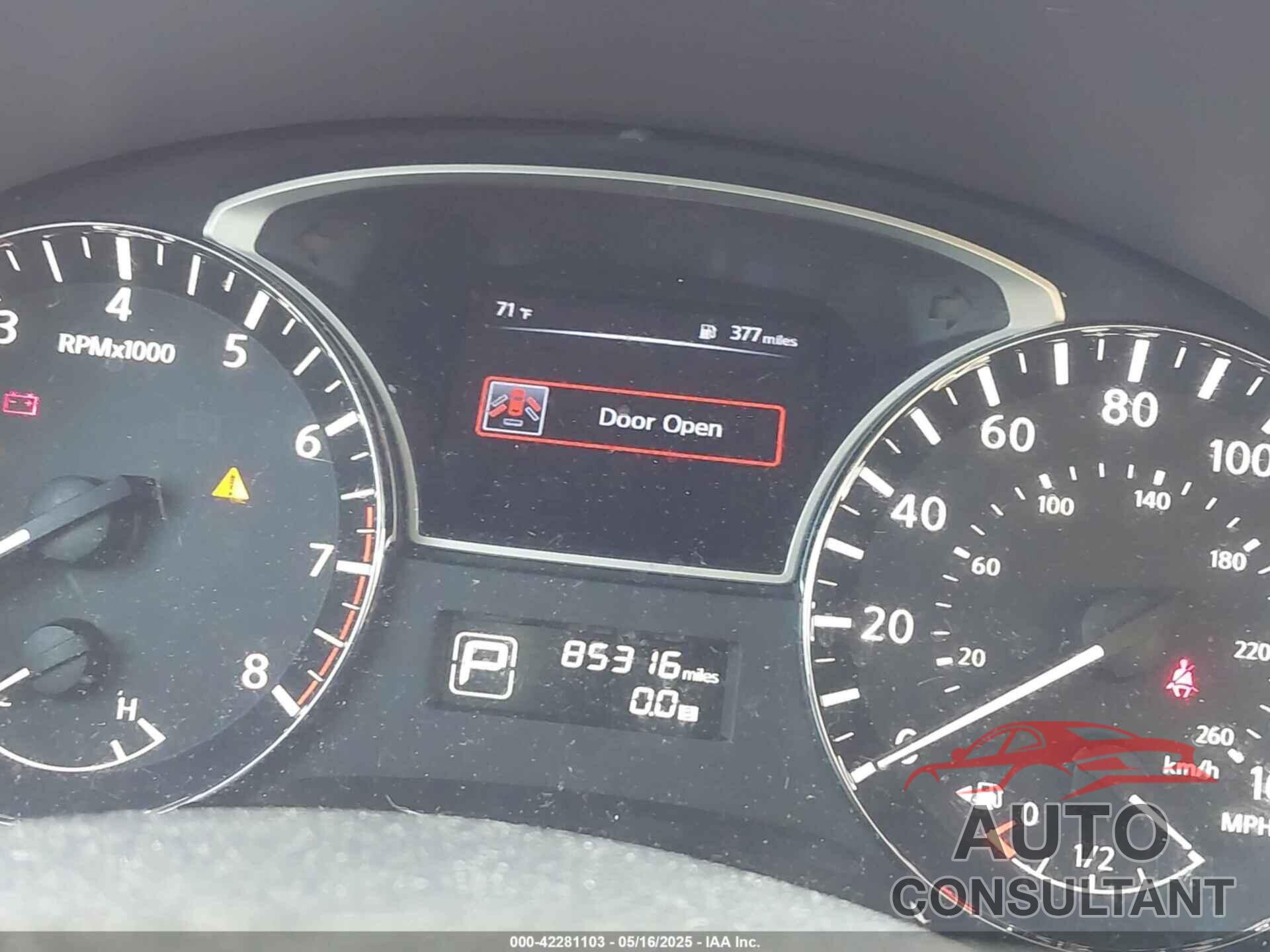 NISSAN ALTIMA 2015 - 1N4AL3AP2FN873551