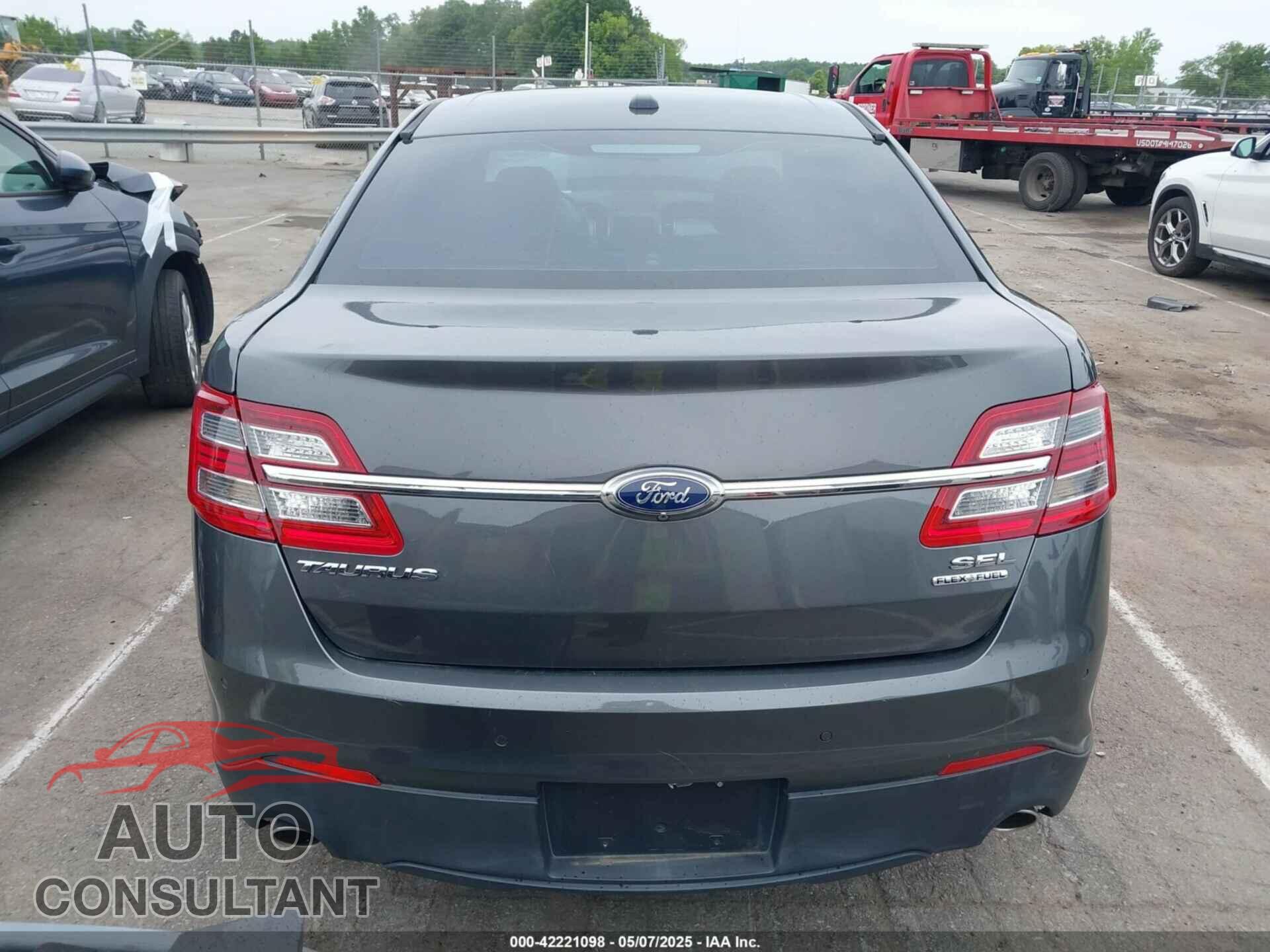 FORD TAURUS 2015 - 1FAHP2E81FG163058