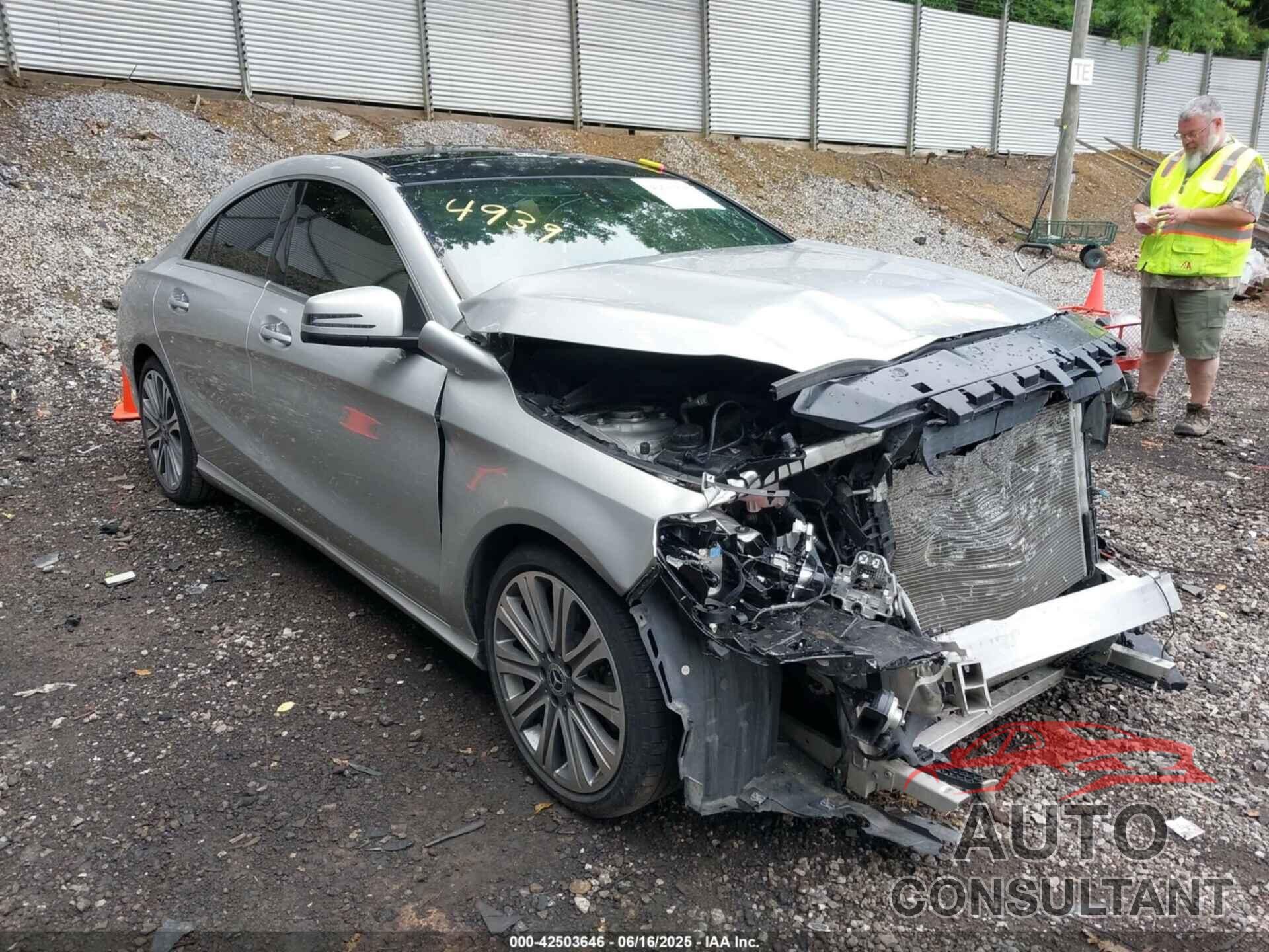 MERCEDES-BENZ CLA 250 2018 - WDDSJ4GB9JN524939