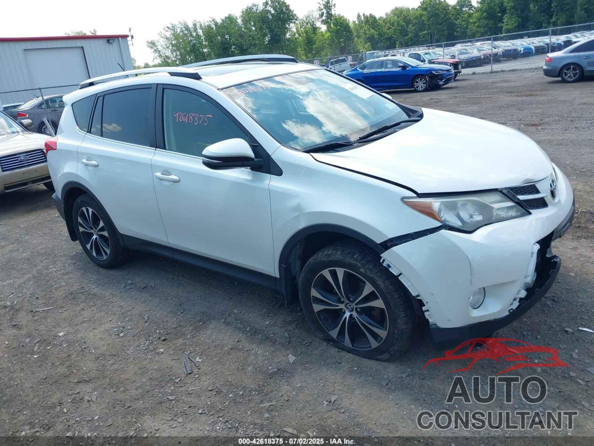 TOYOTA RAV4 2015 - JTMDFREV3FJ034204