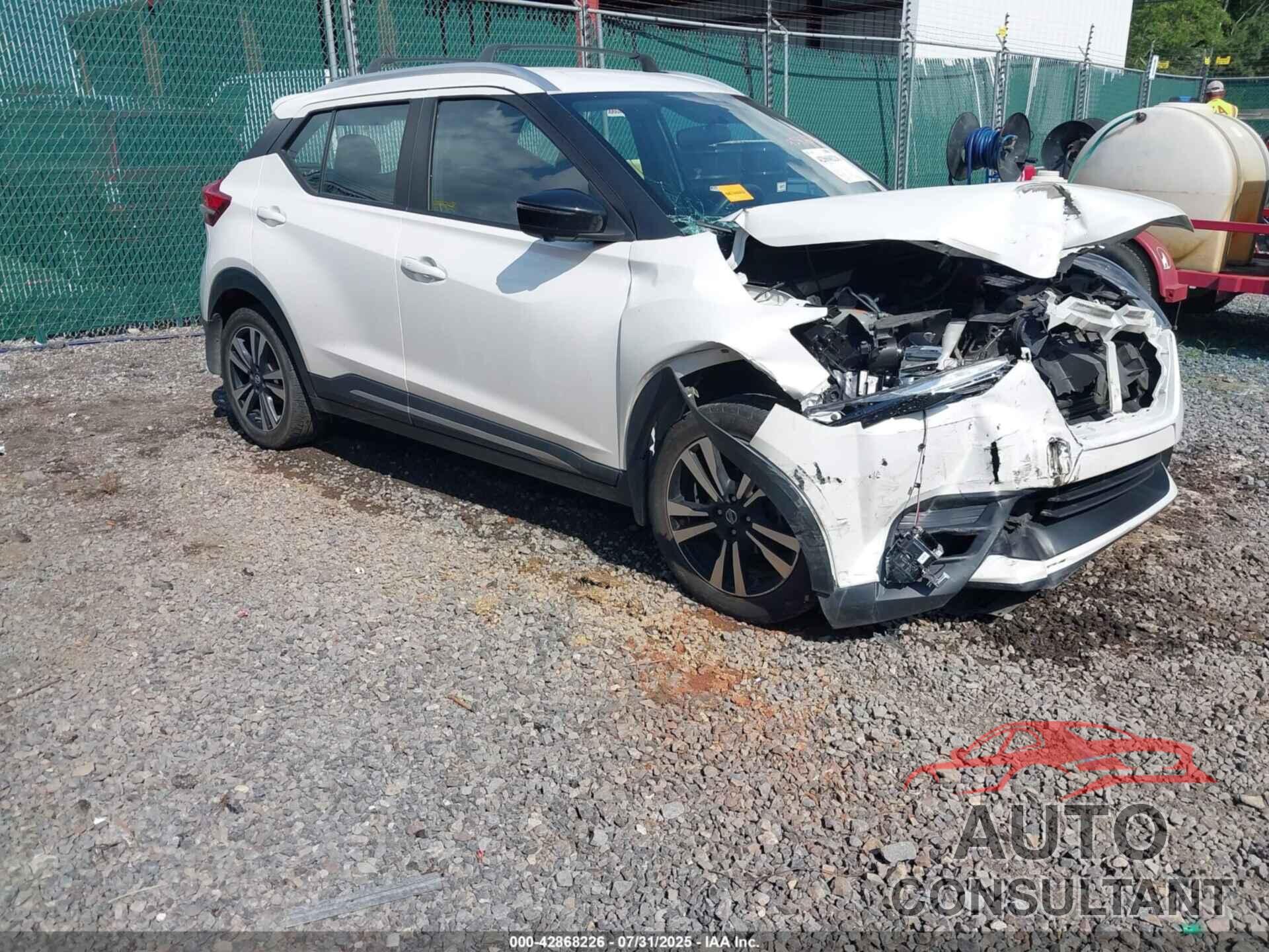 NISSAN KICKS 2019 - 3N1CP5CU7KL527403